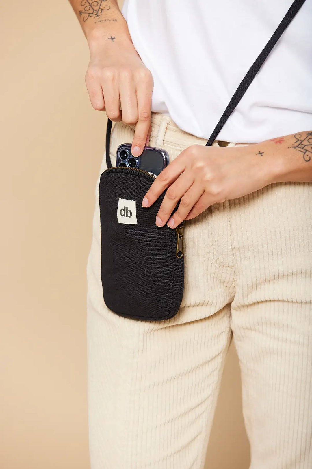 Cotton phone pouch HINDBAG Black