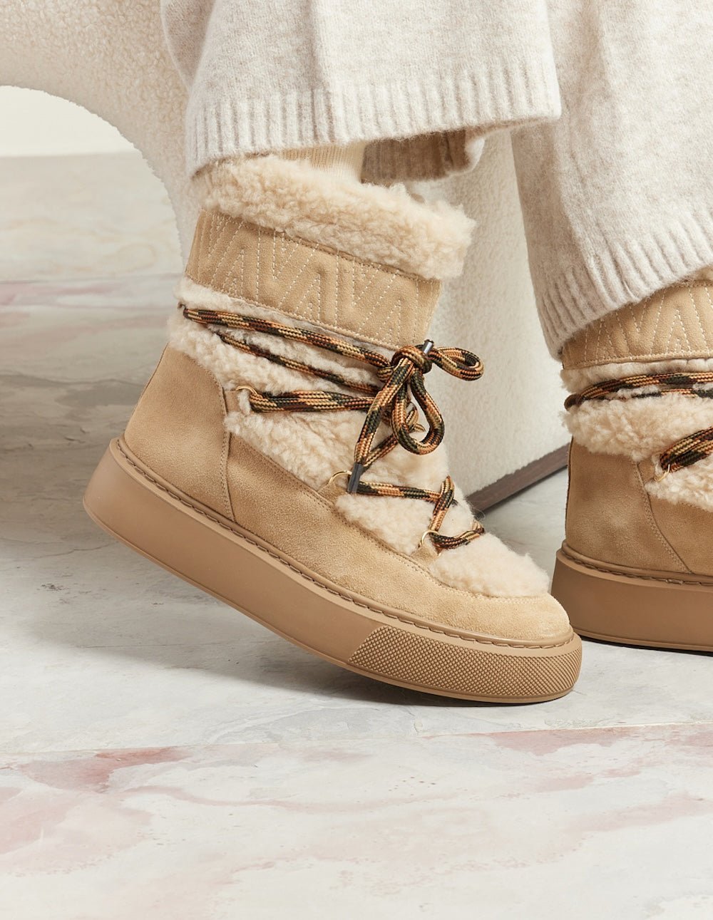 Taupe suede fur-lined boots Brown