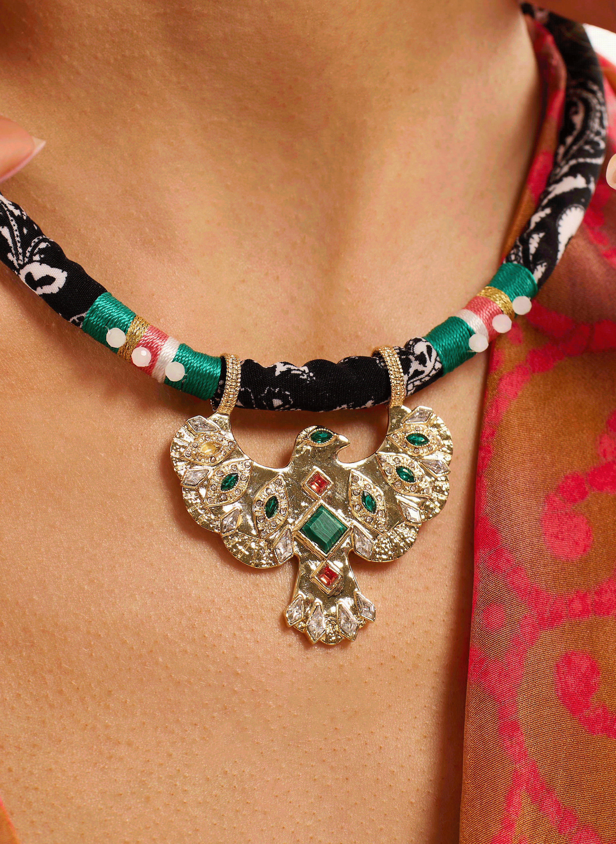 Choker necklace in fabric with central pendant HIPANEMA Golden