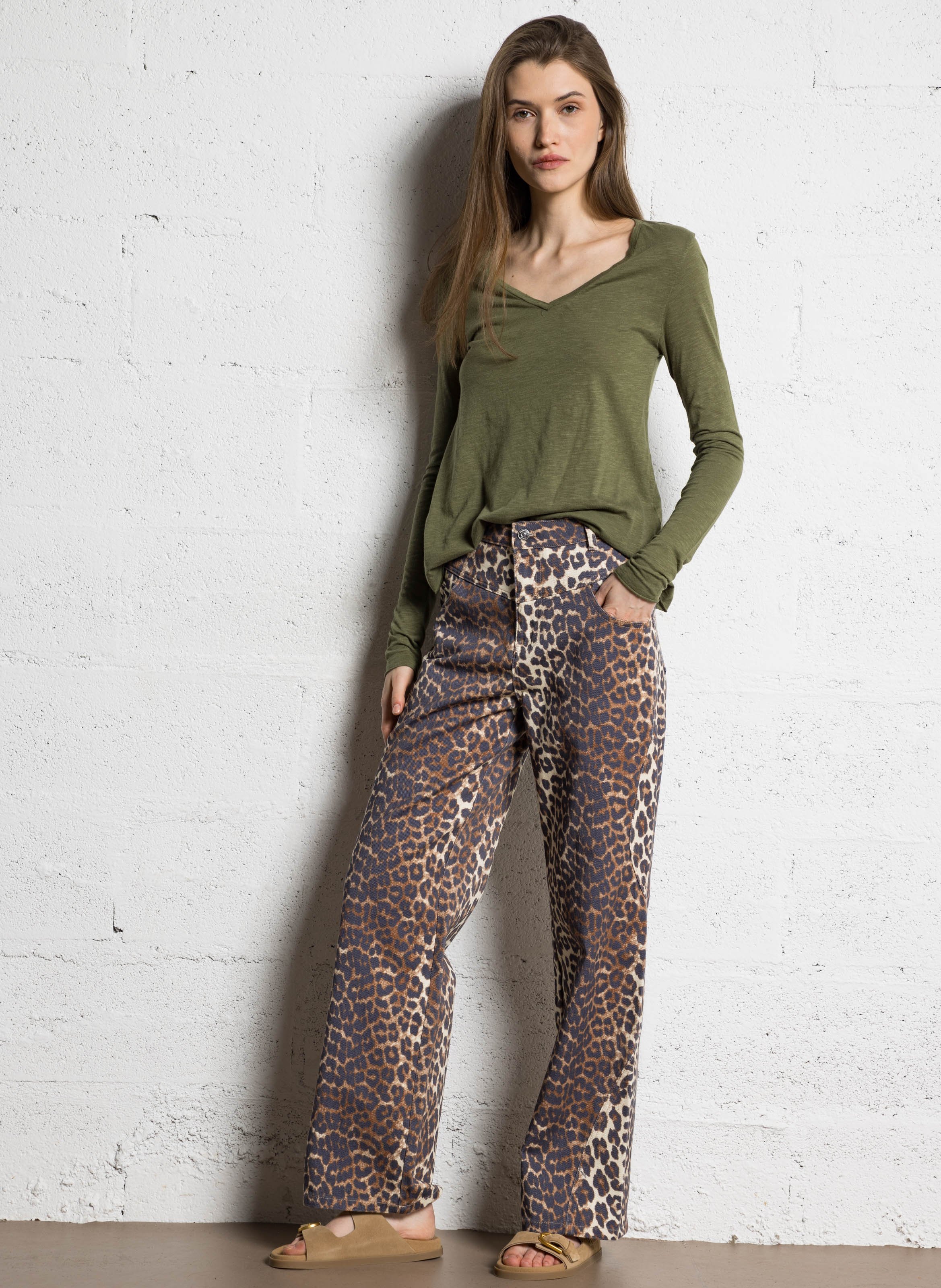 Tee-shirt à col V en coton mélangé AMERICAN VINTAGE Vert