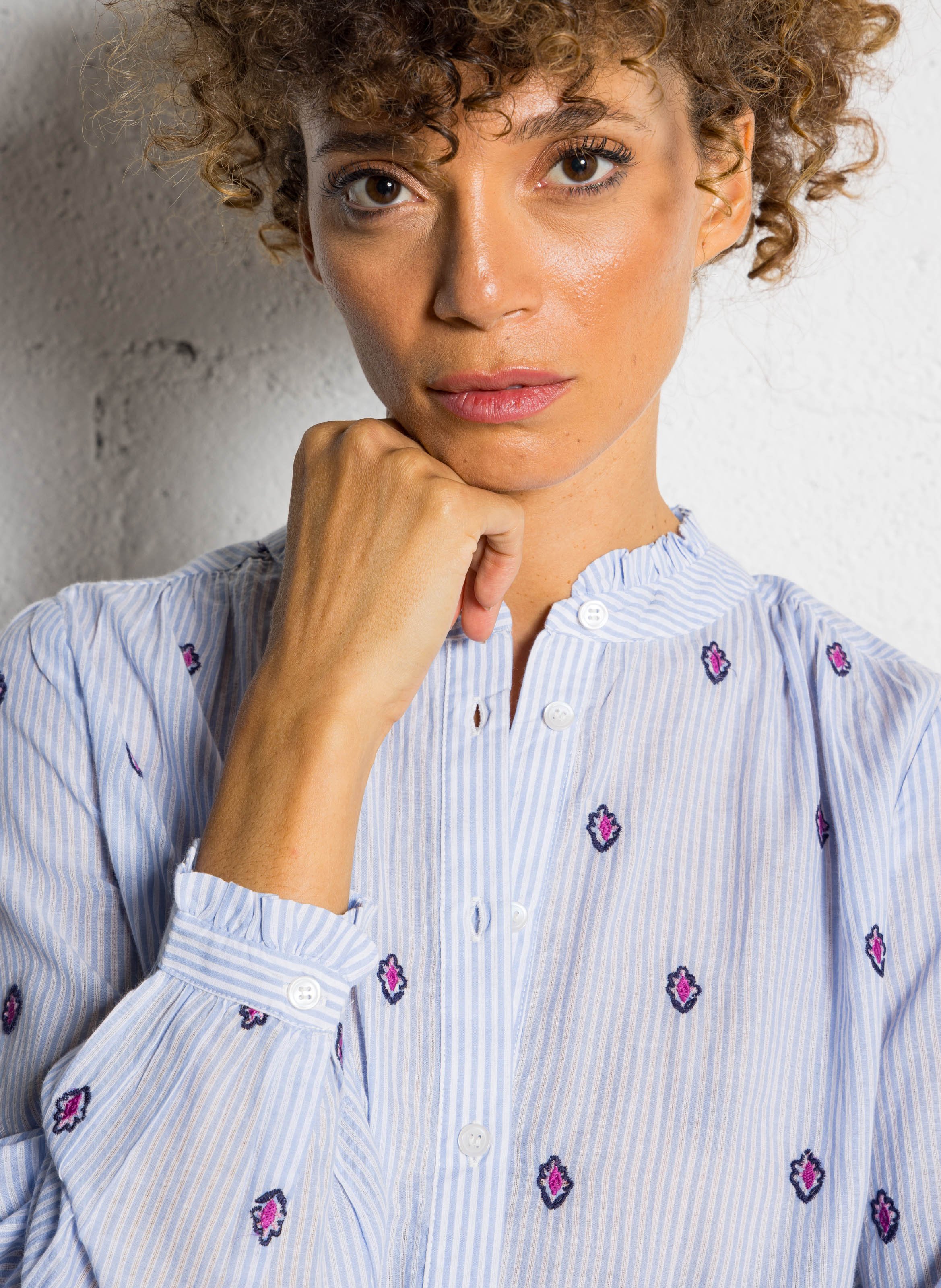 Blouse droite rayée à broderies LA PETITE ETOILE Bleu