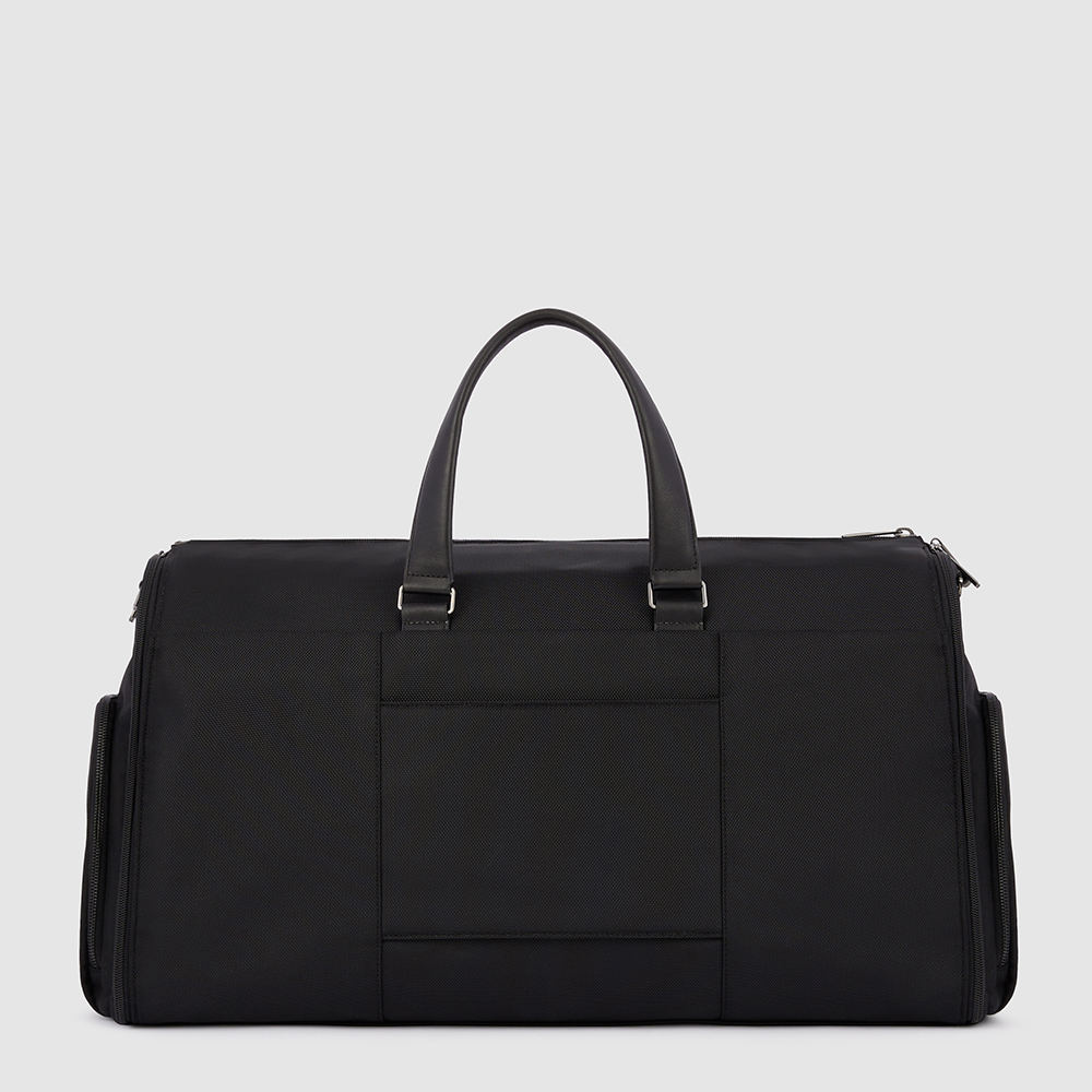 Weekend bag for hanging garments made from recycled materials with shoe compartment and laundry bag. PIQUADRO Black