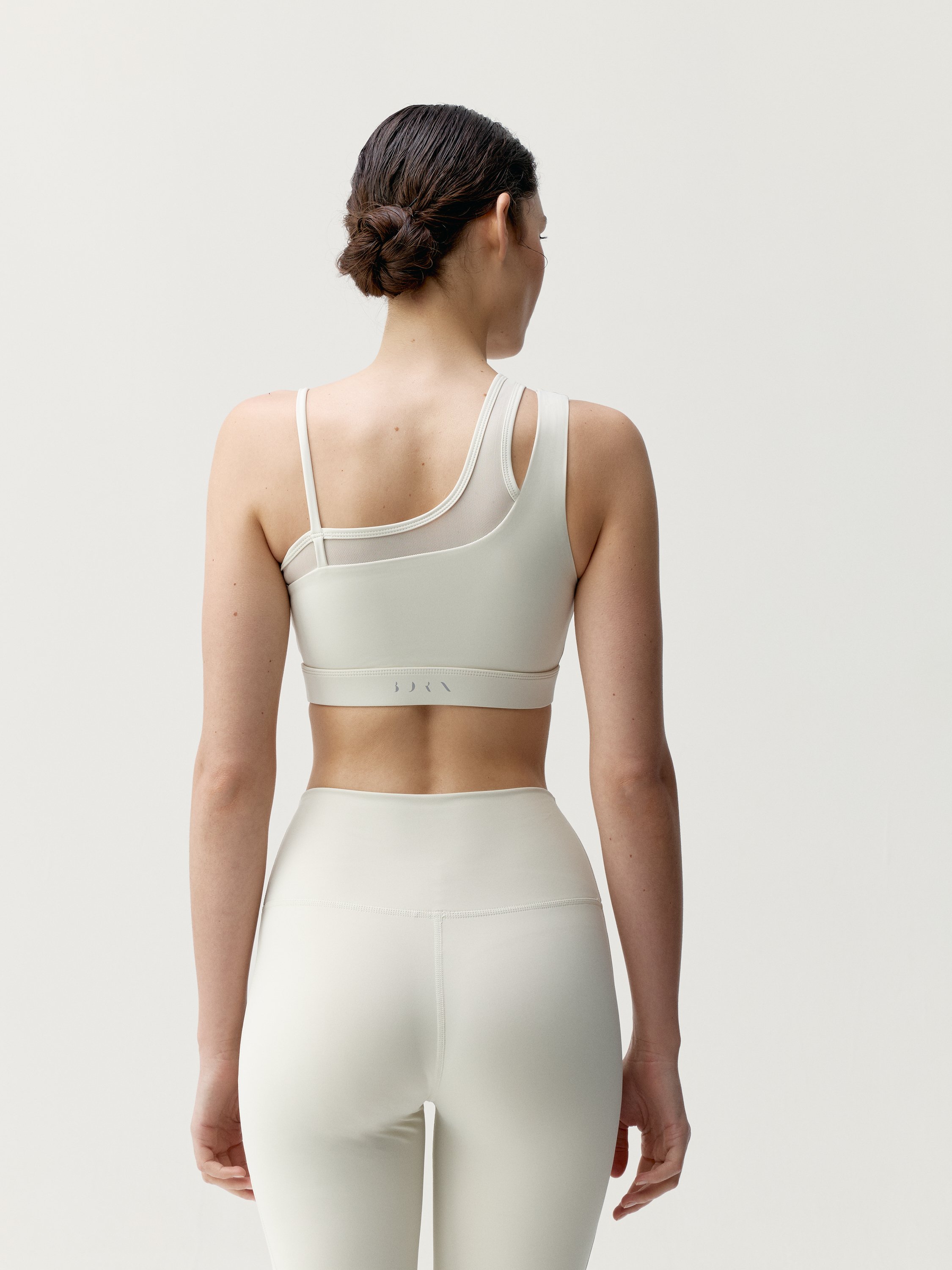 Medium support performance sports bra BORN LIVING YOGA Beige