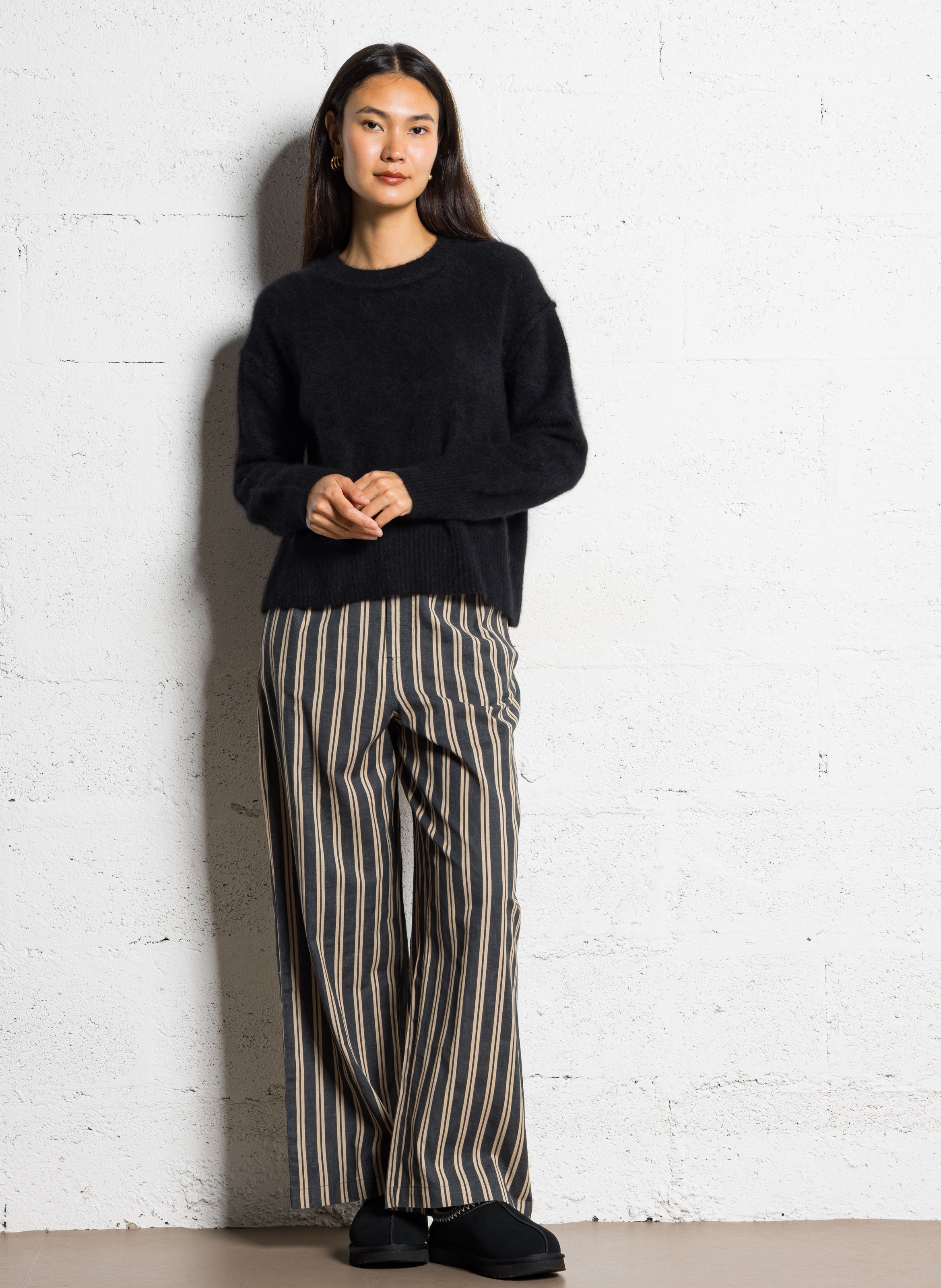 Abidjan wool round-neck sweater BELLA JONES Black