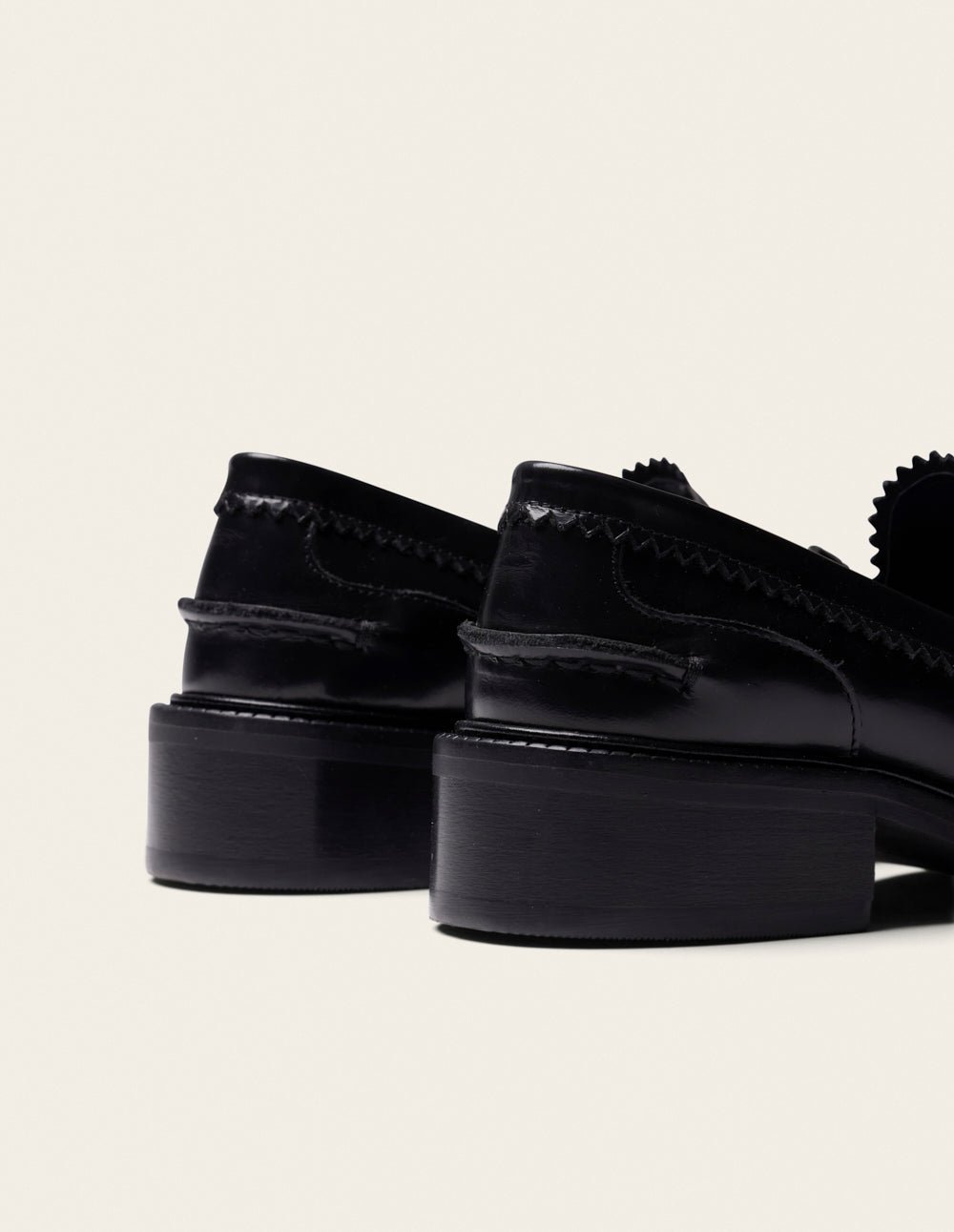 Moccasins ODAJE Black