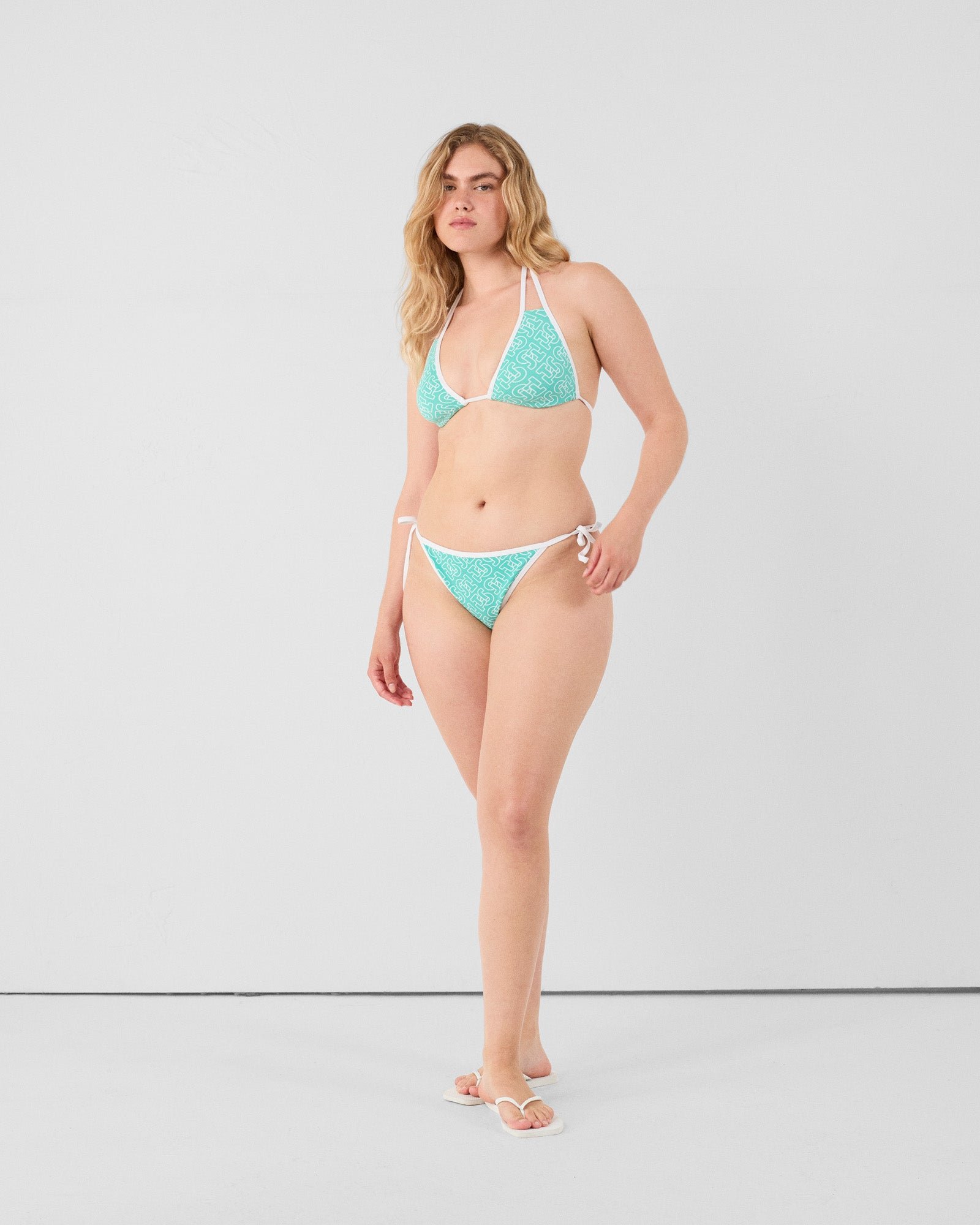 Haut de maillot de bain triangle mono  maddie monogram top JOTT Vert
