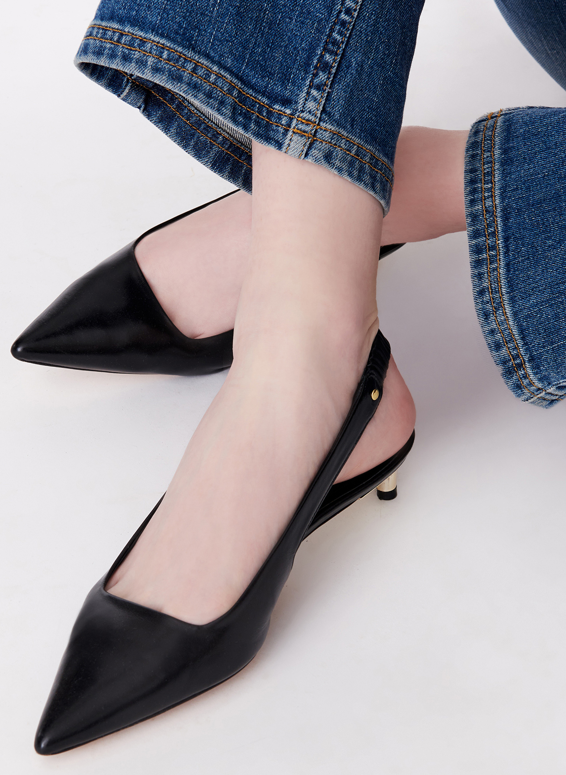 Leather pumps VANESSA BRUNO Black