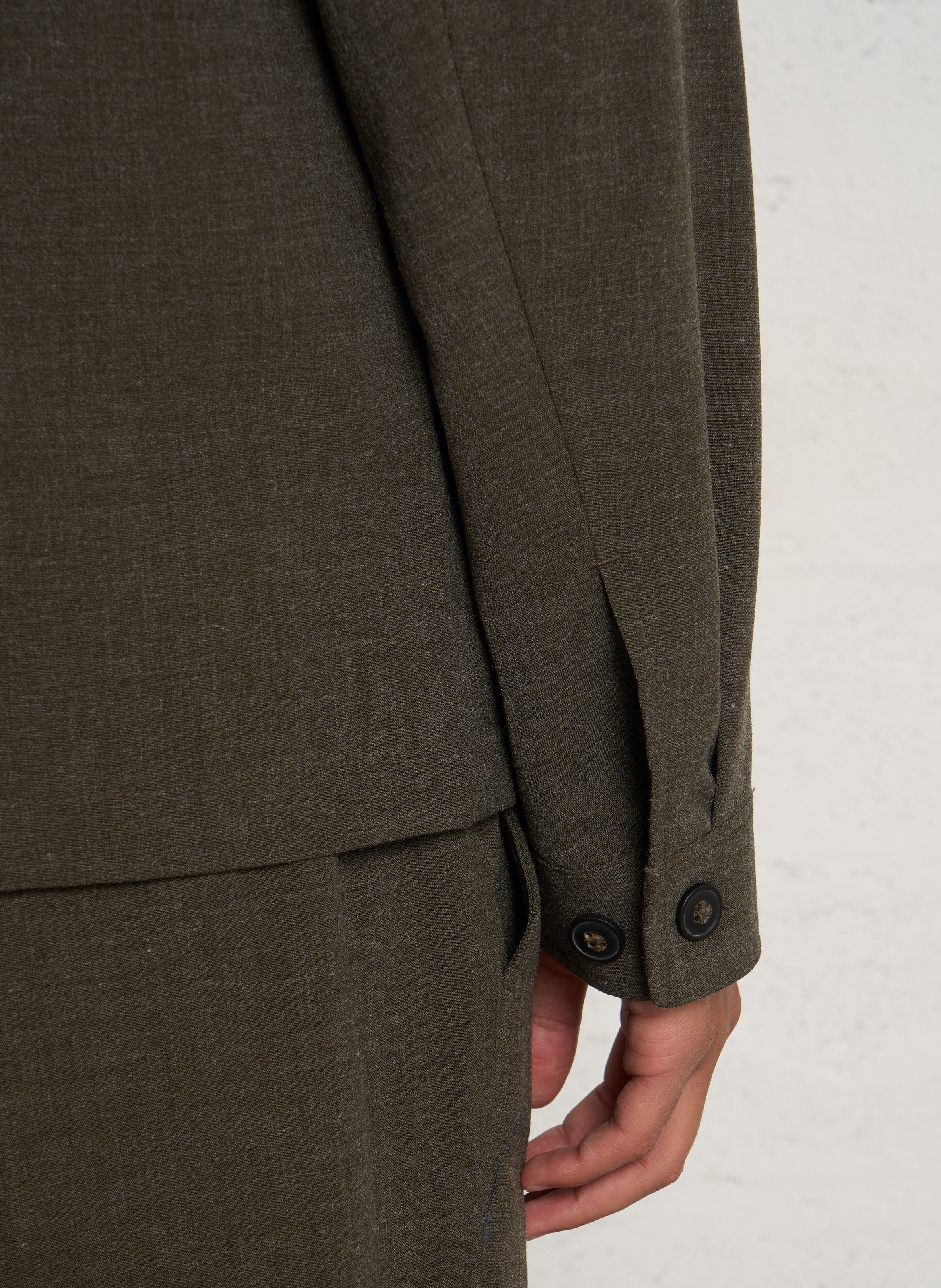 Chemise droite col classique LES DEUX Kaki