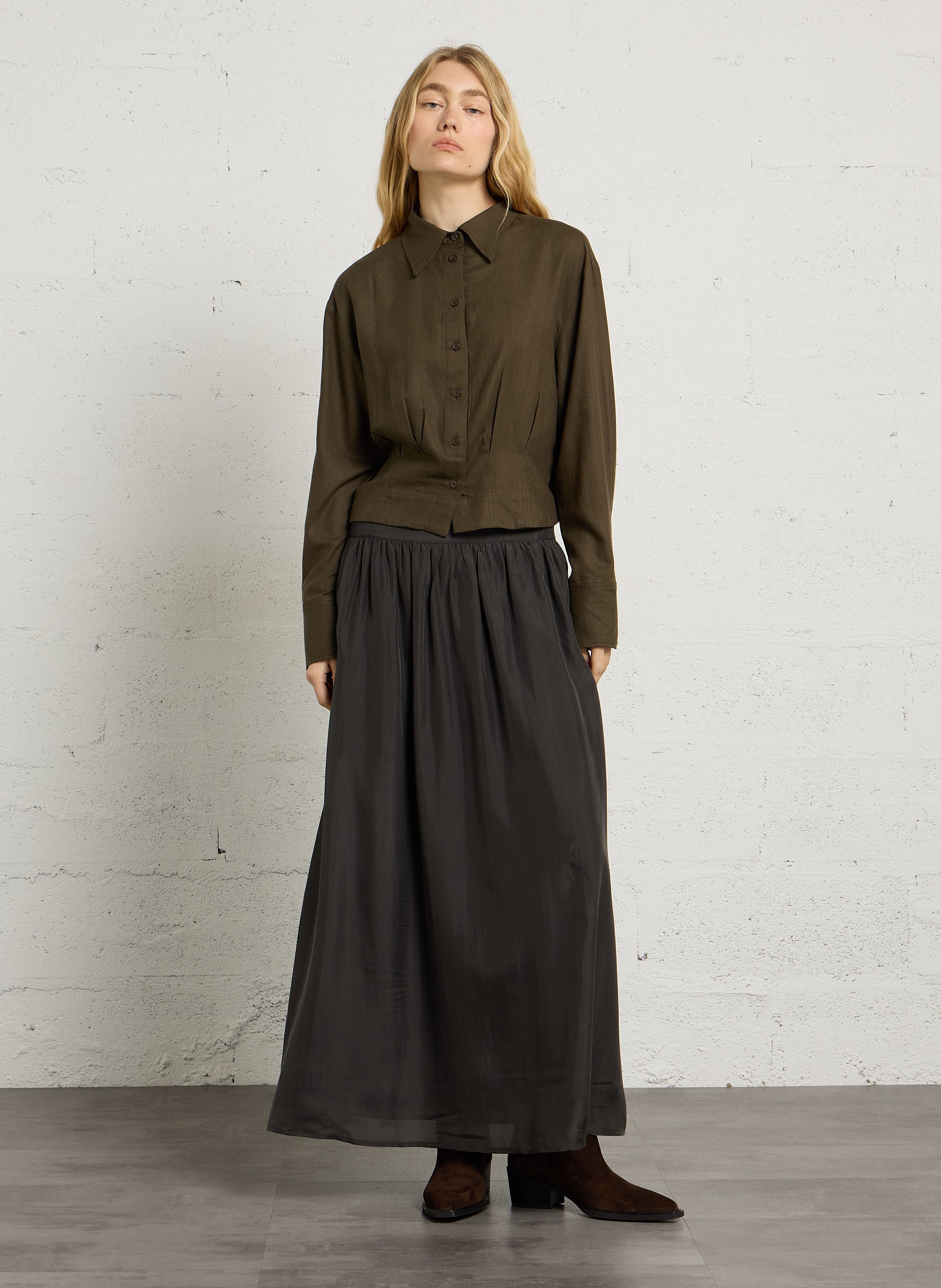 Chemise courte et droite en soie BELLEPIECE Marron