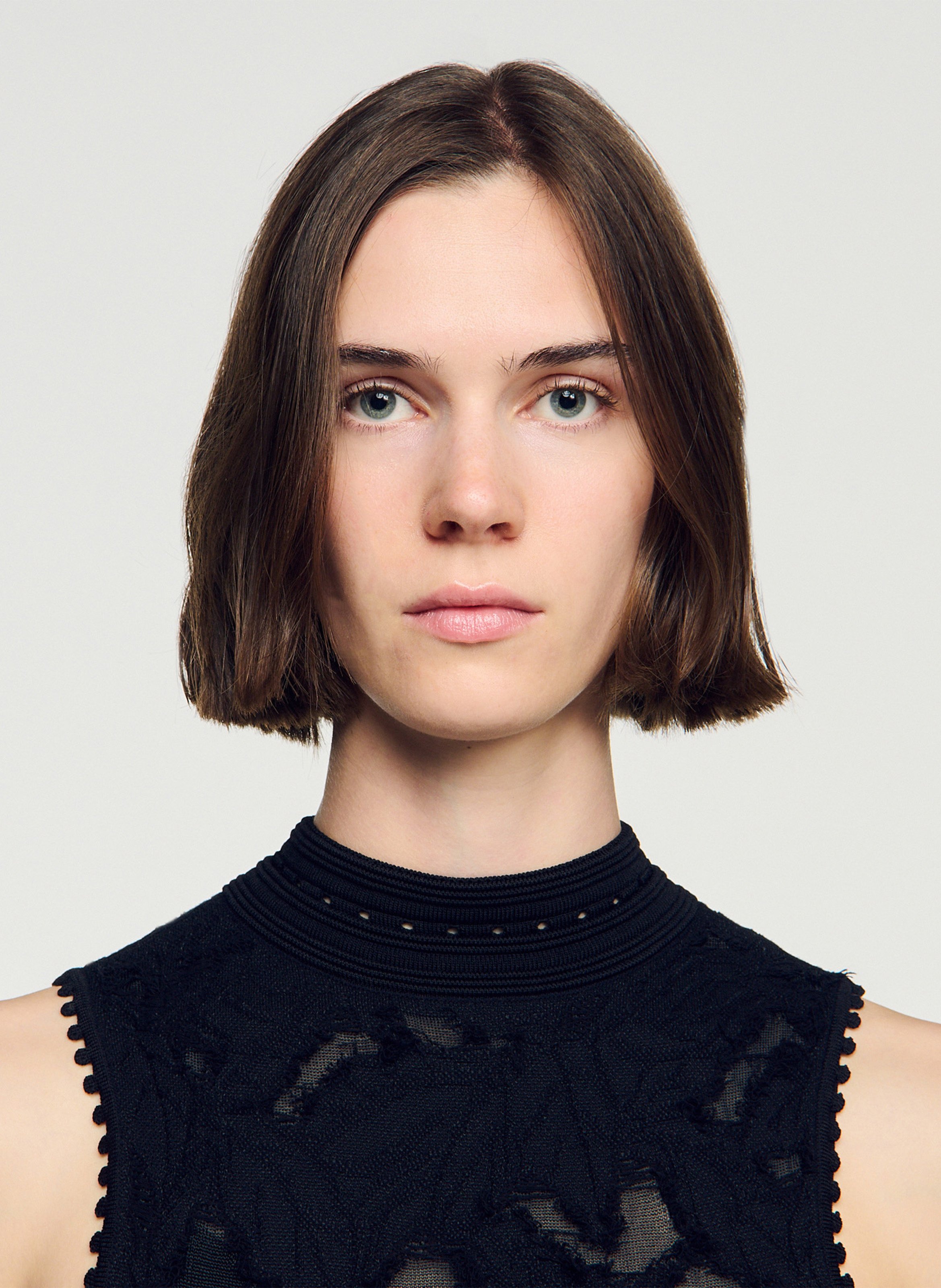Lange jurk met ronde hals en borduursel SANDRO Zwart