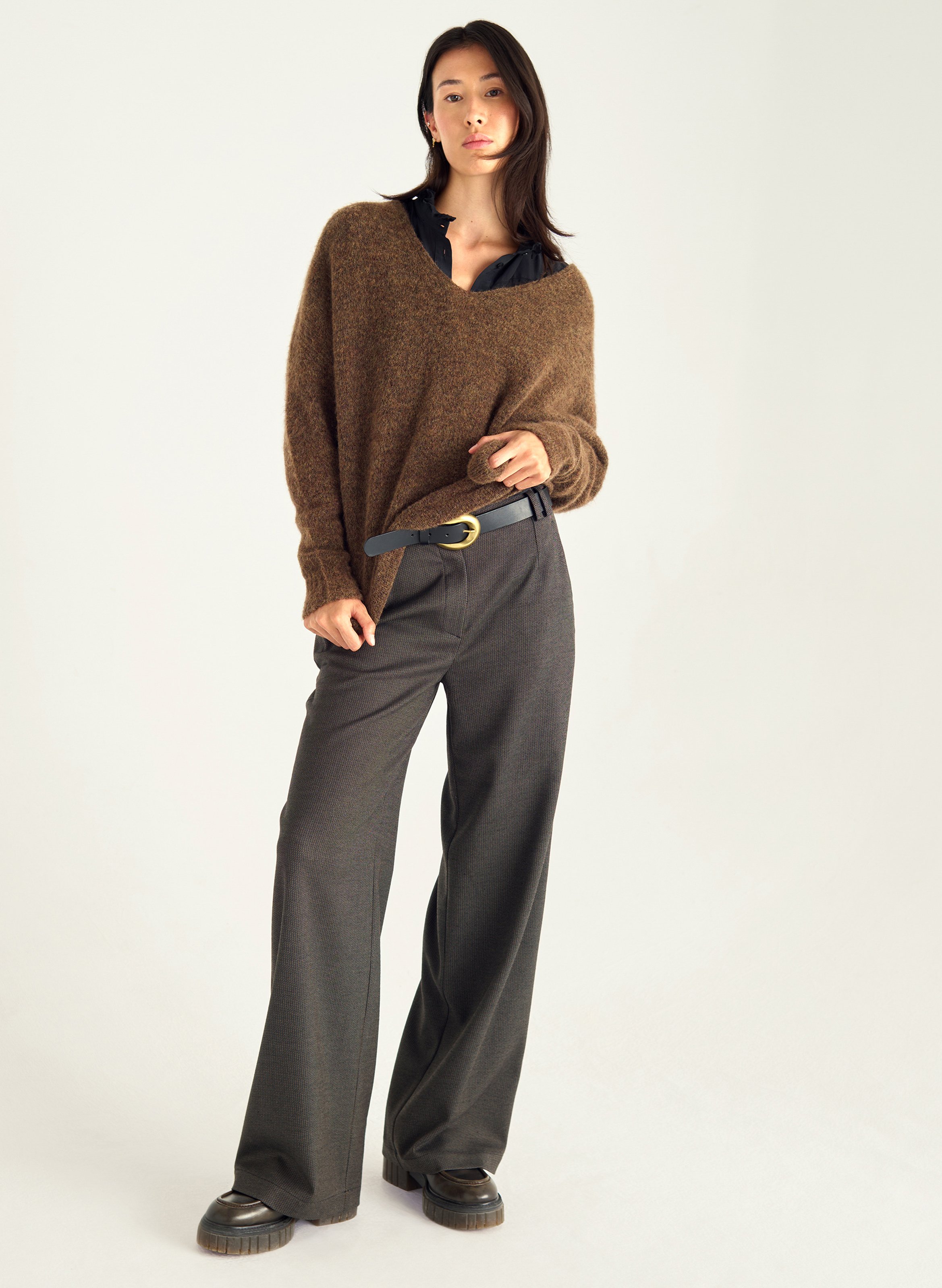 Weit geschnittene Hose ACOTE Braun