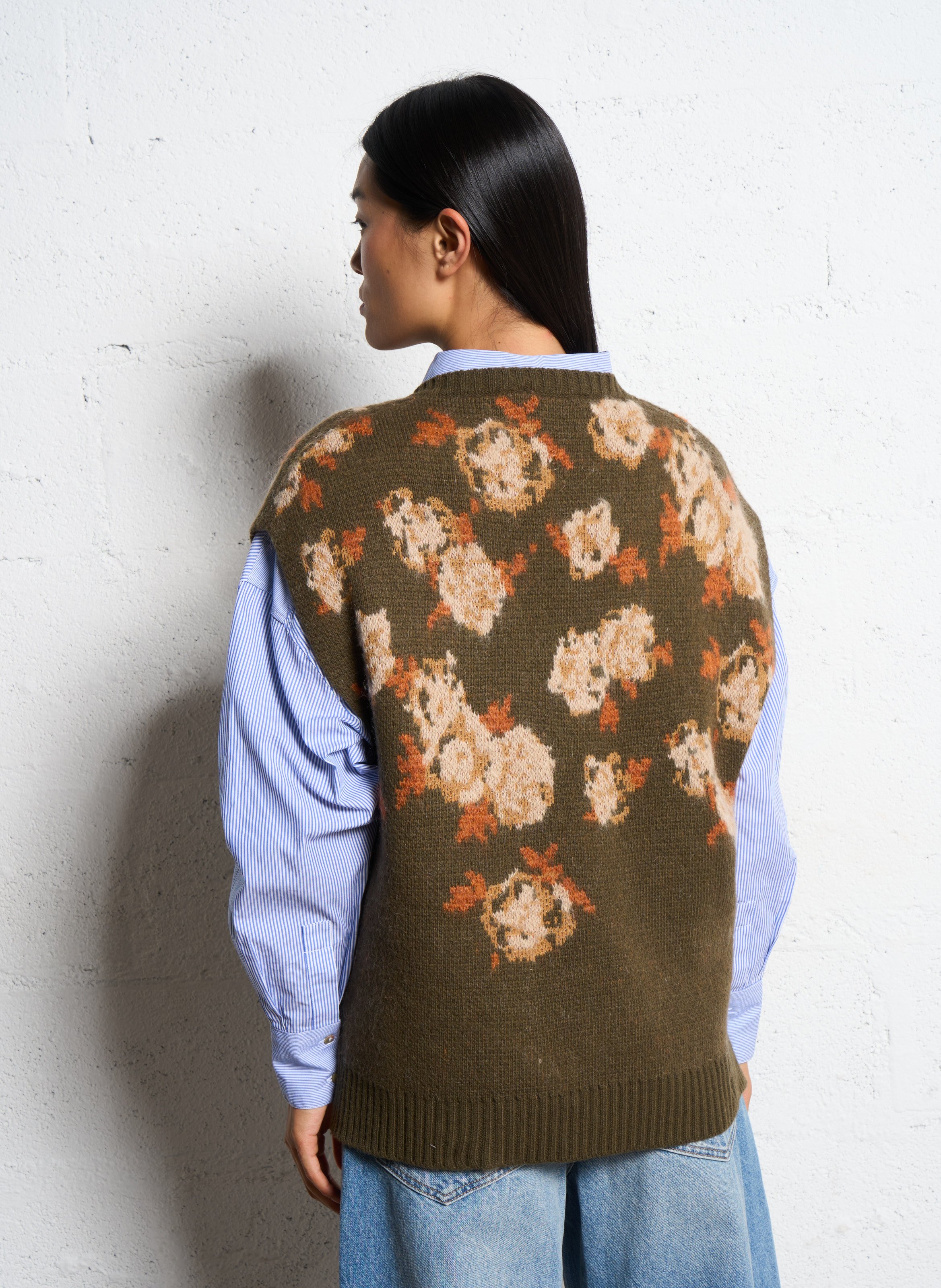 Pull col V sans manches en maille imprimée MOMONI Vert