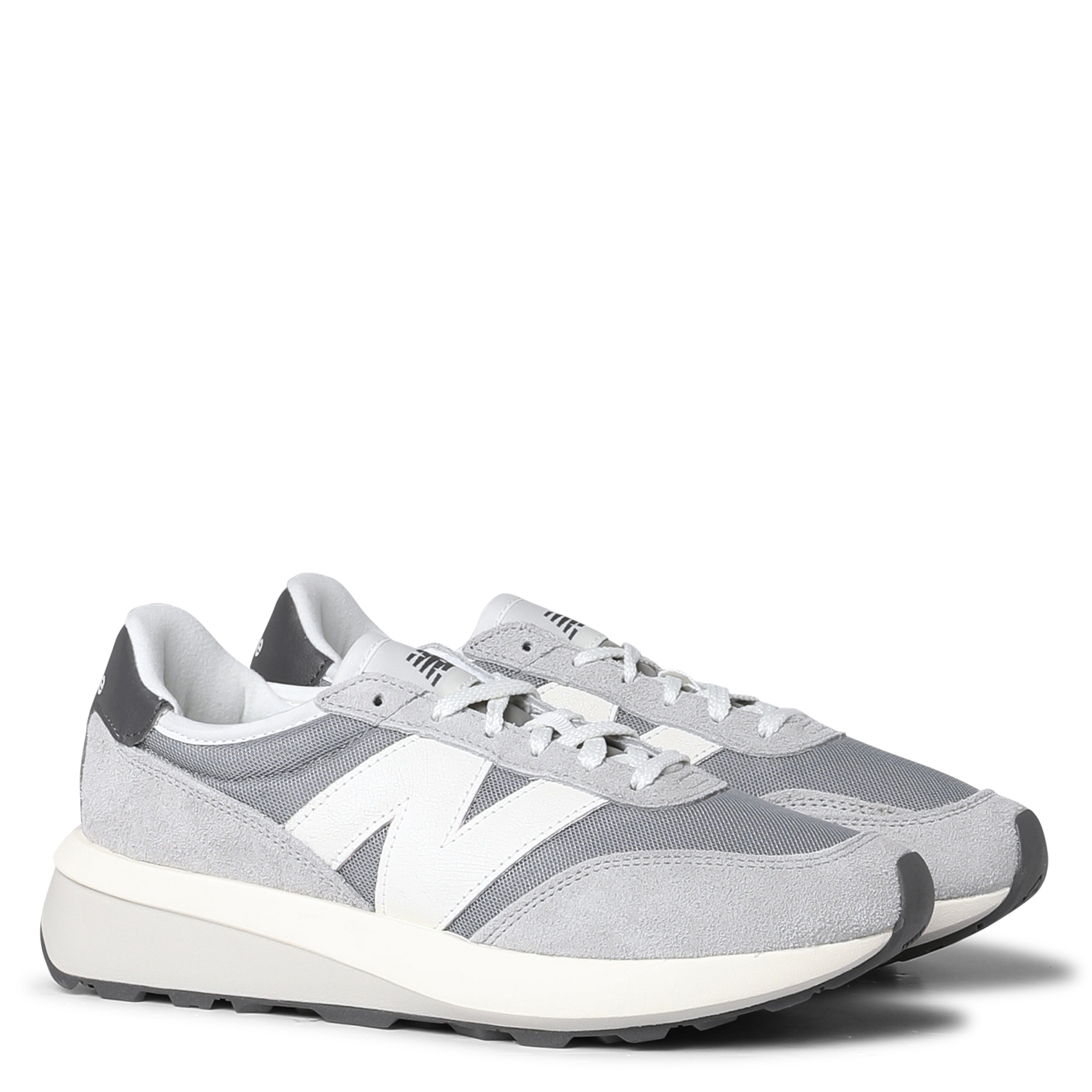 . NEW BALANCE Grey