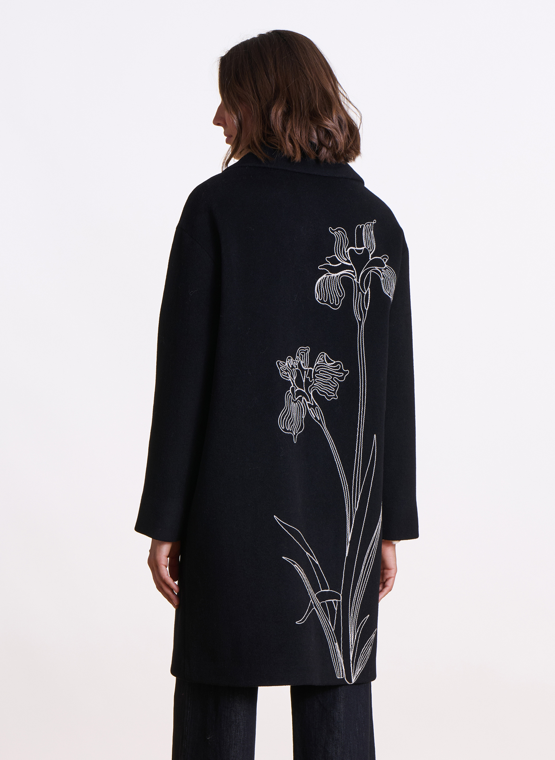 Manteau ample tailleur brodé au dos LA FEE MARABOUTEE Noir