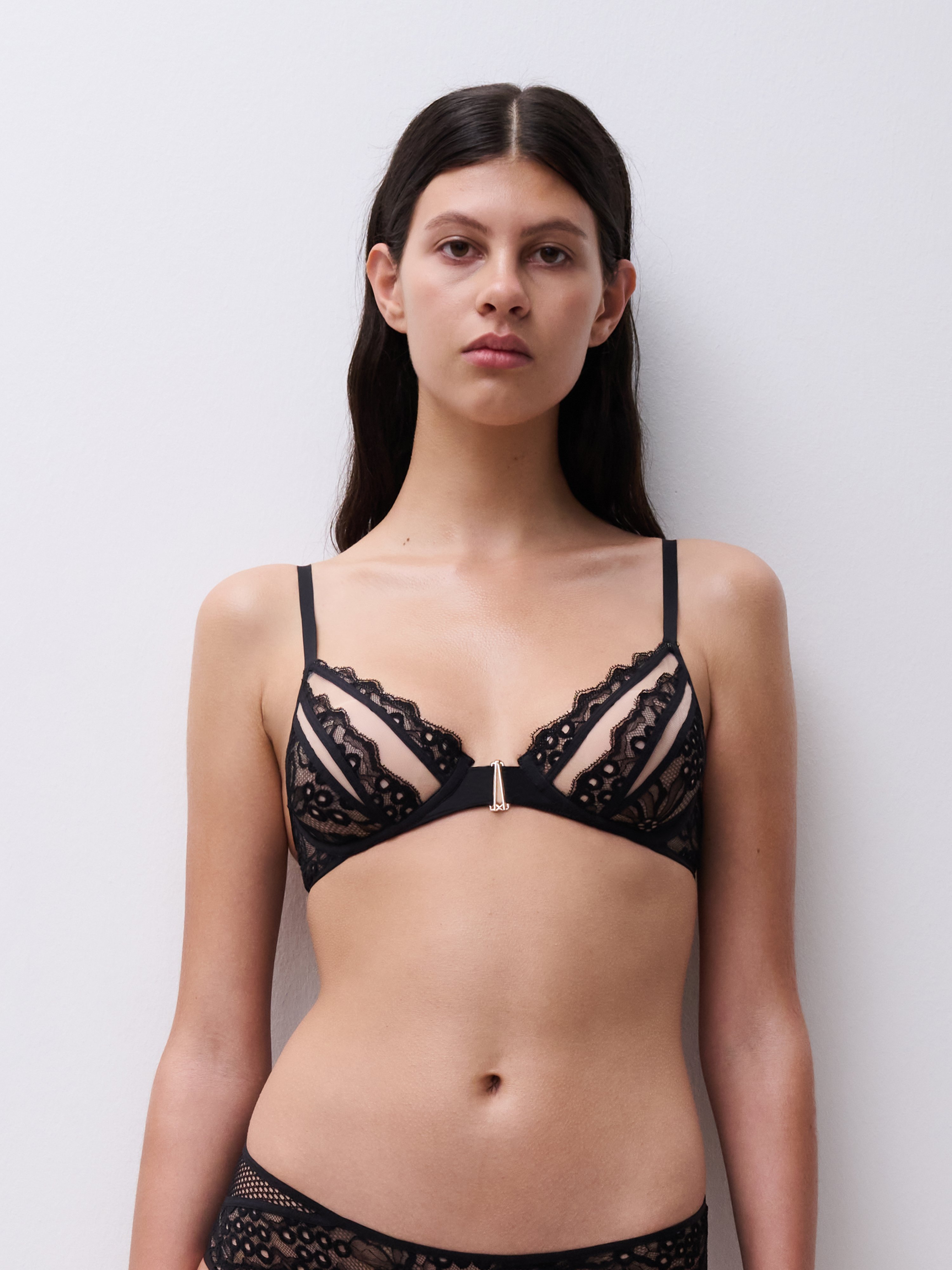 Underwire Embroidered Bra CHANTELLE X Black