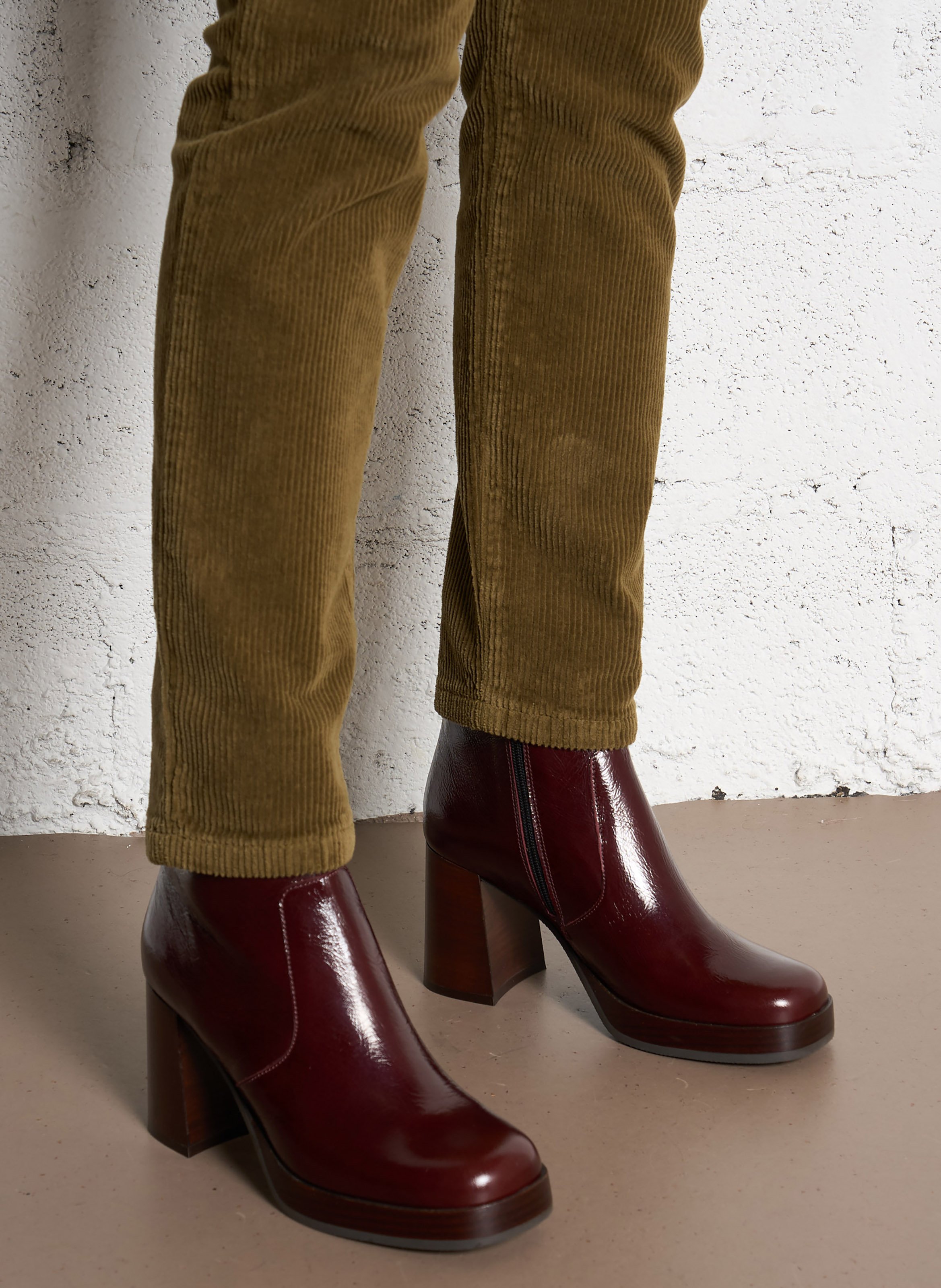 Patent leather platform boots BOCAGE Brown