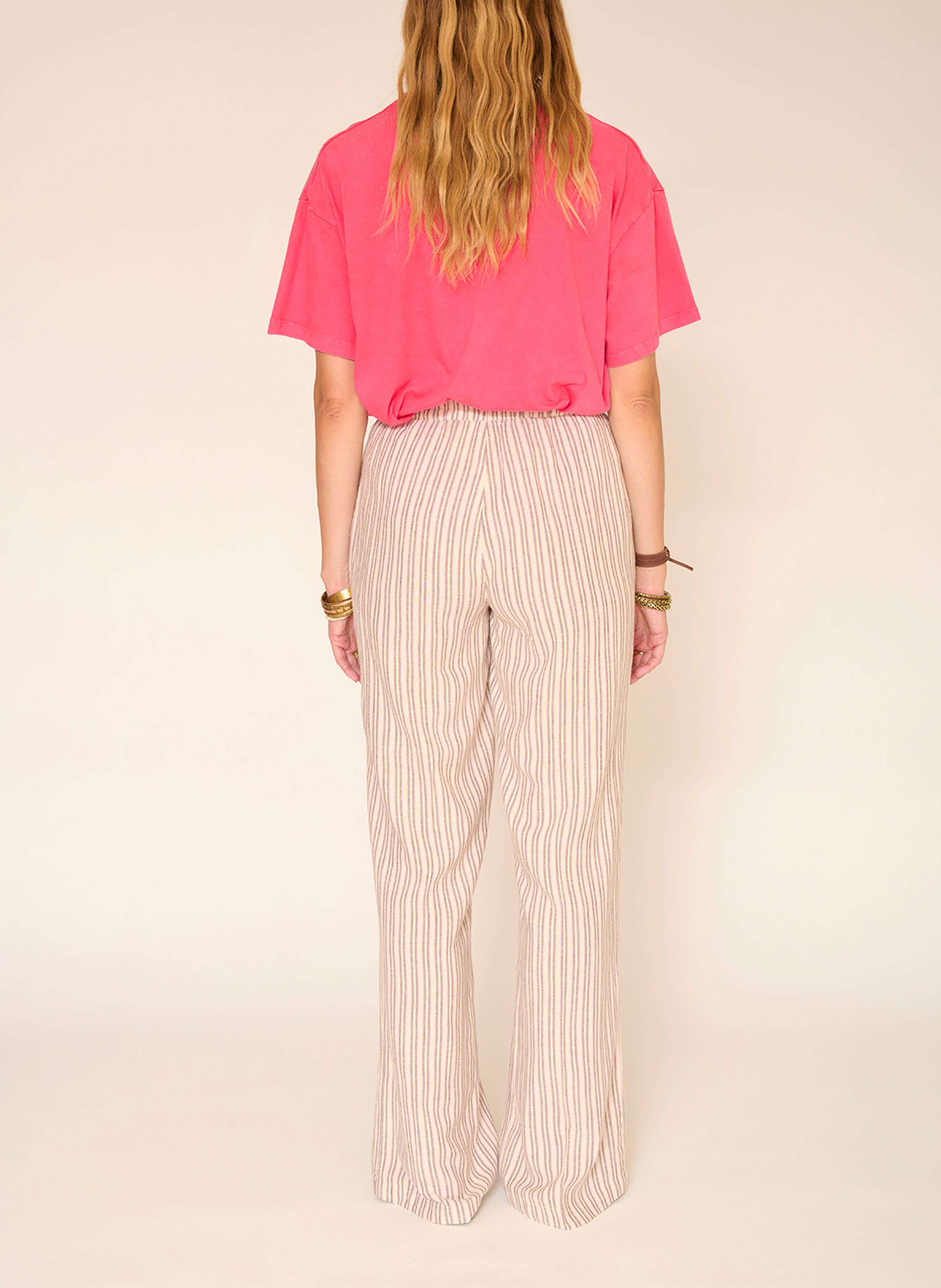 Gerade geschnittene, fließende Streifenhose MKT Beige