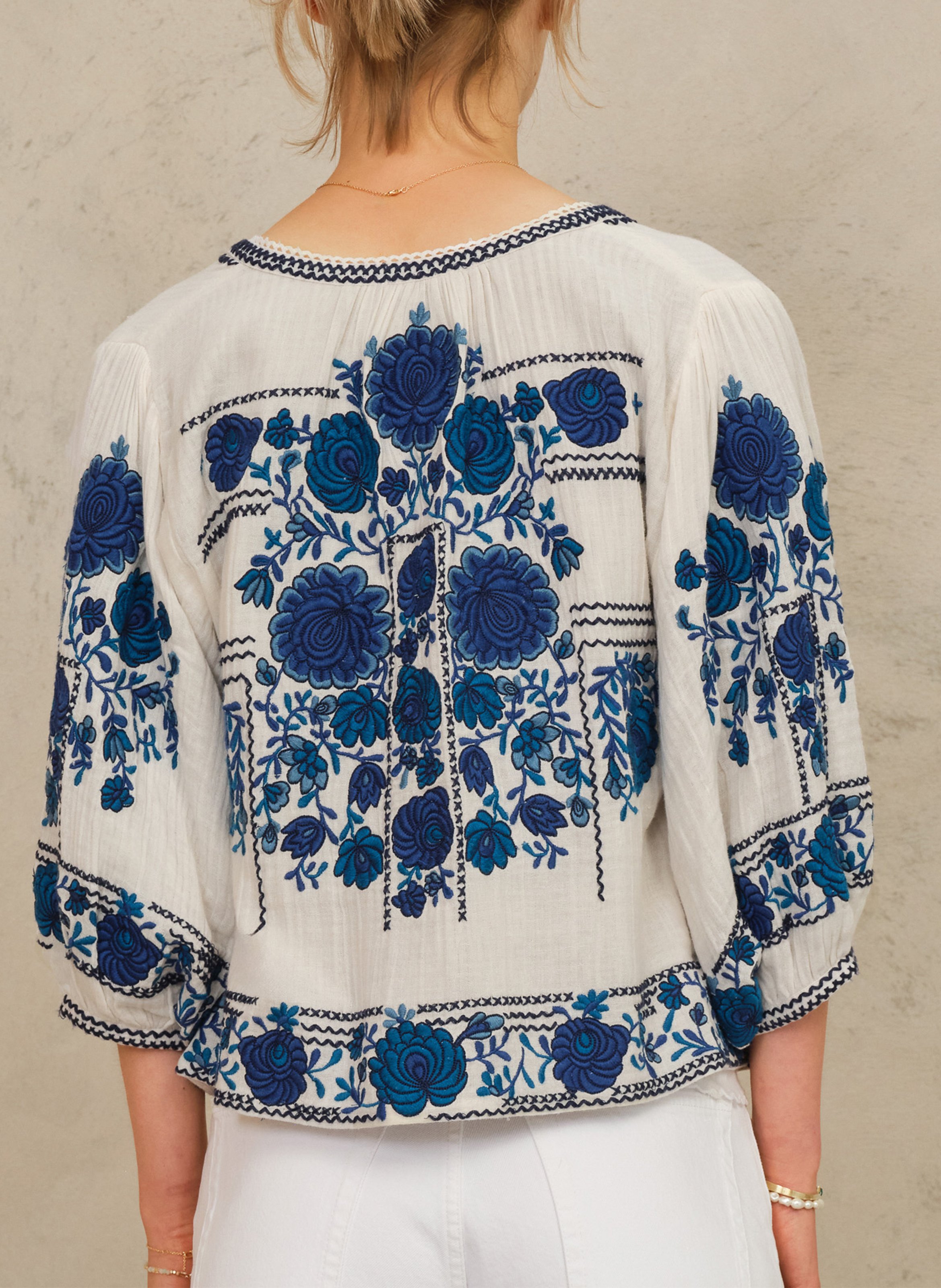 Veste oversize col rond en coton brodé M.A.B.E Blanc