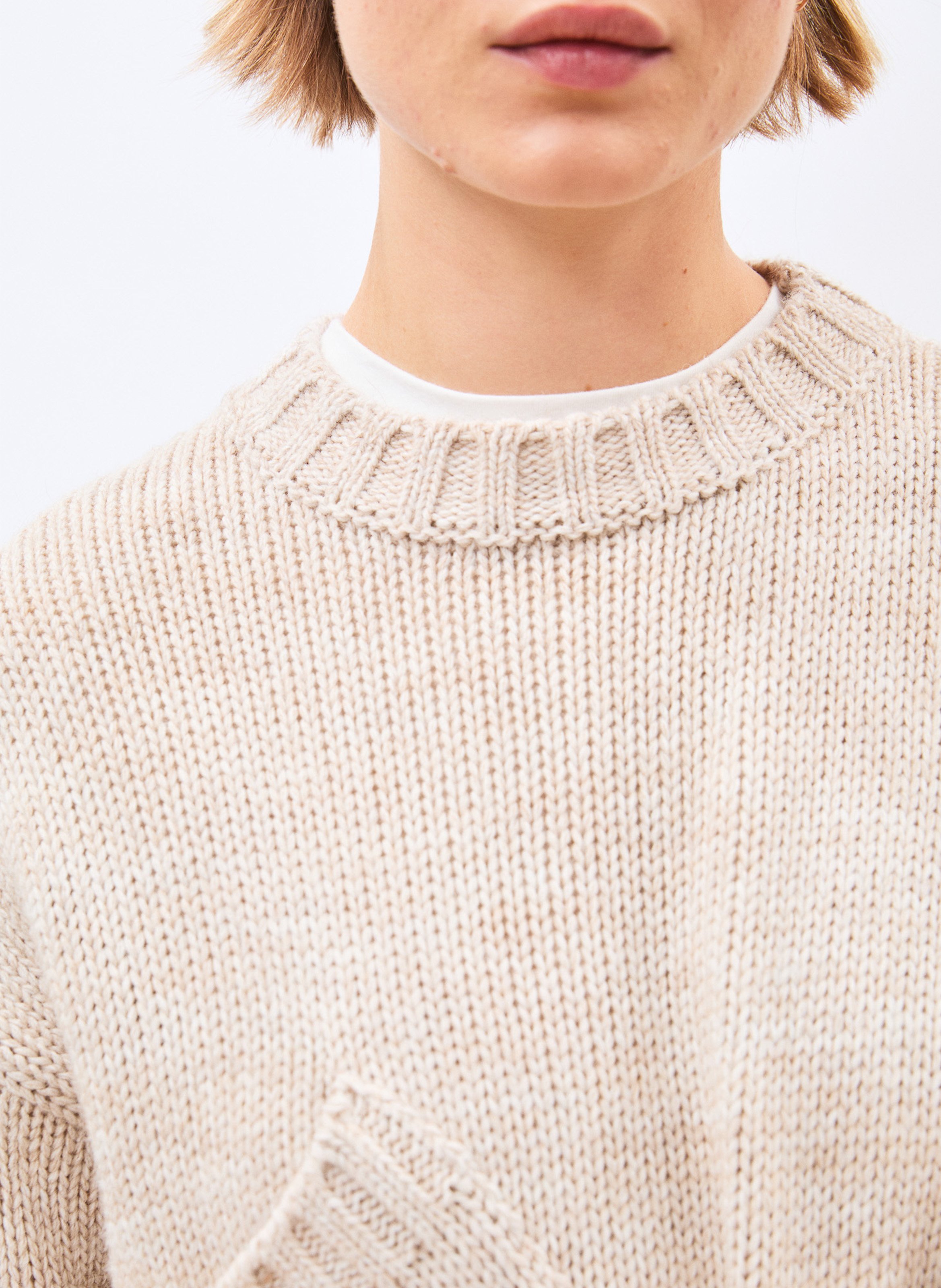 Pull ample col rond HUMILITY Blanc
