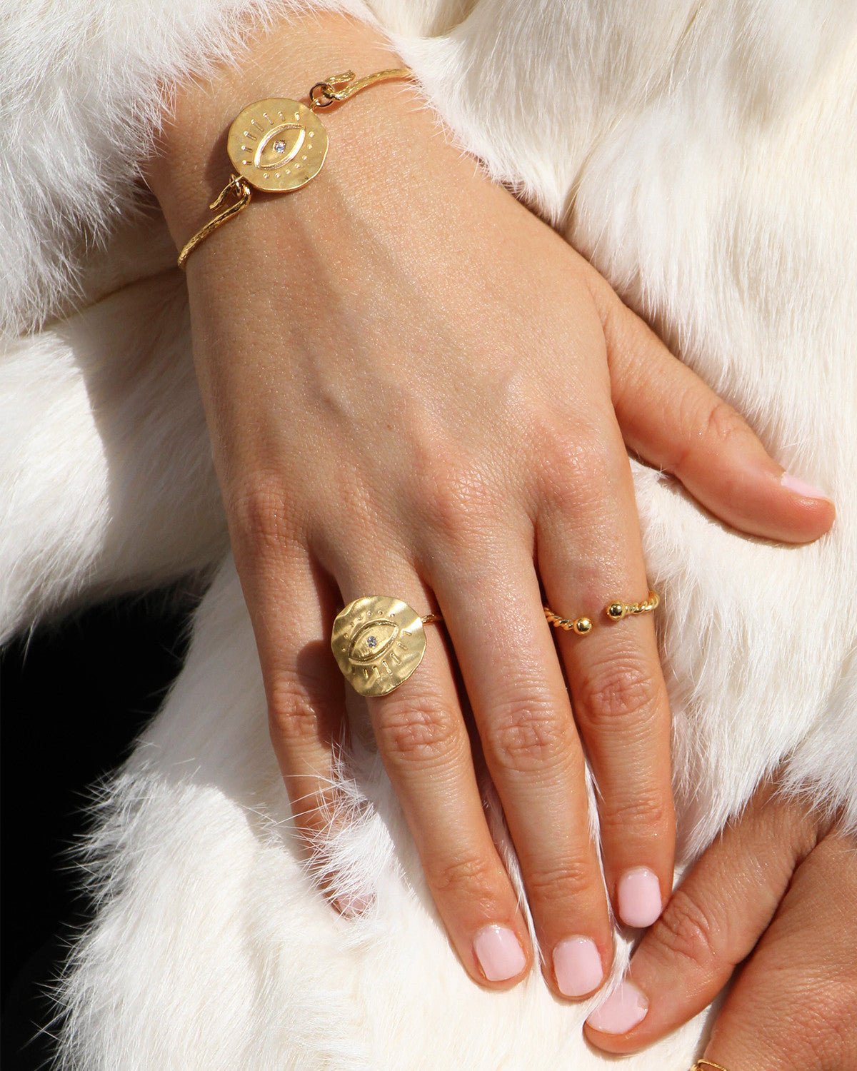 Gold-plated ring NILAI Golden