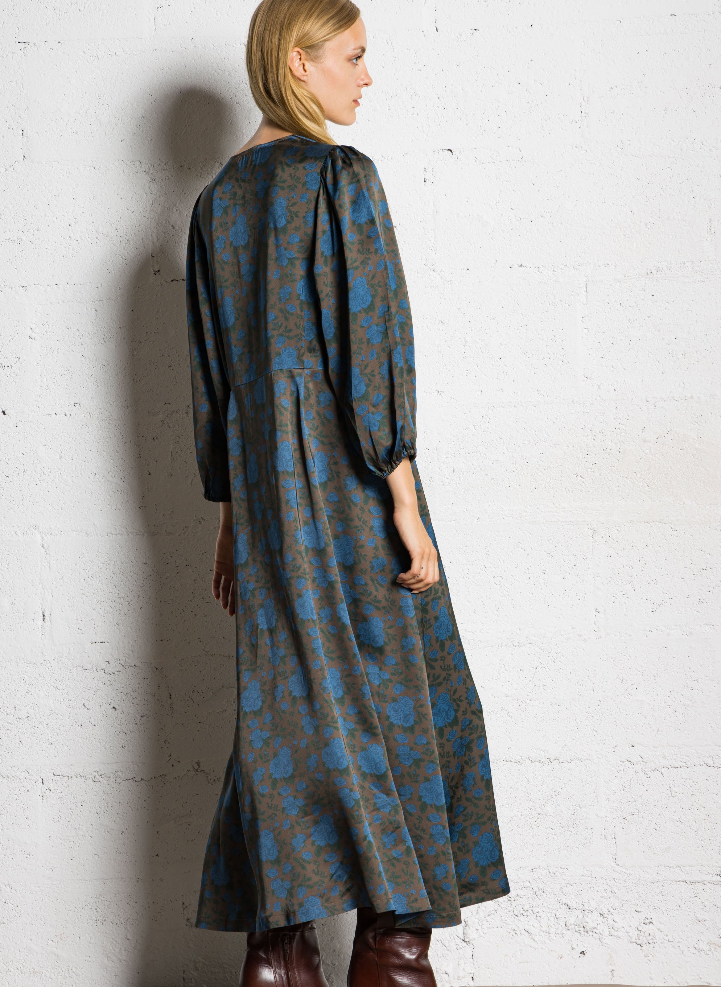 Robe longue ample fluide THE TINY BIG SISTER Marron