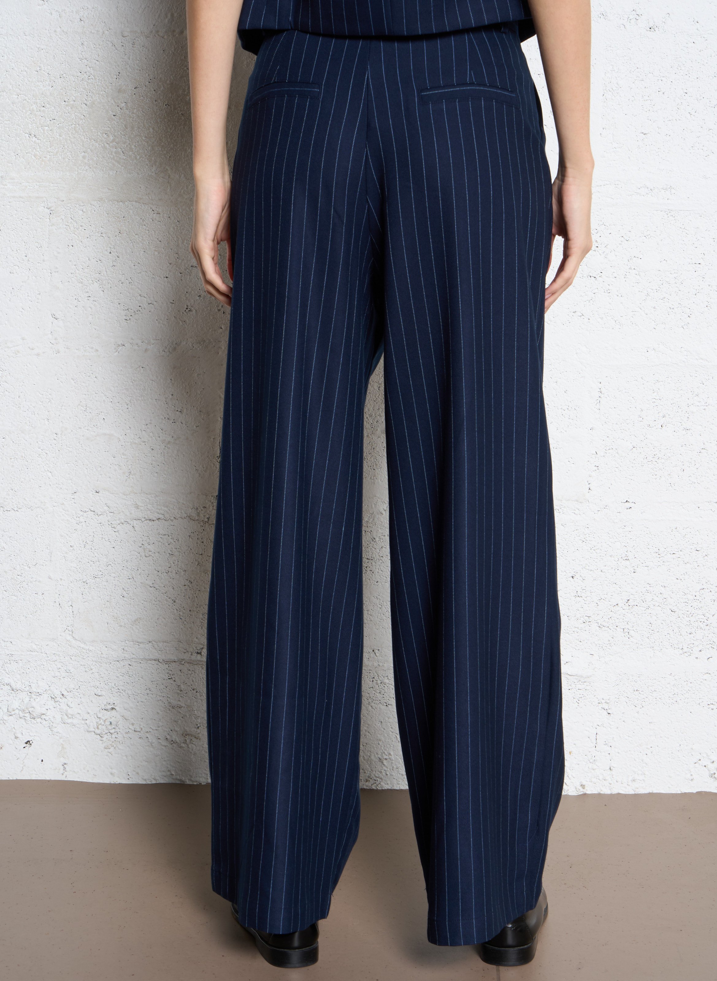 Weite Hose mit schmalen Streifen  THE KORNER Blau