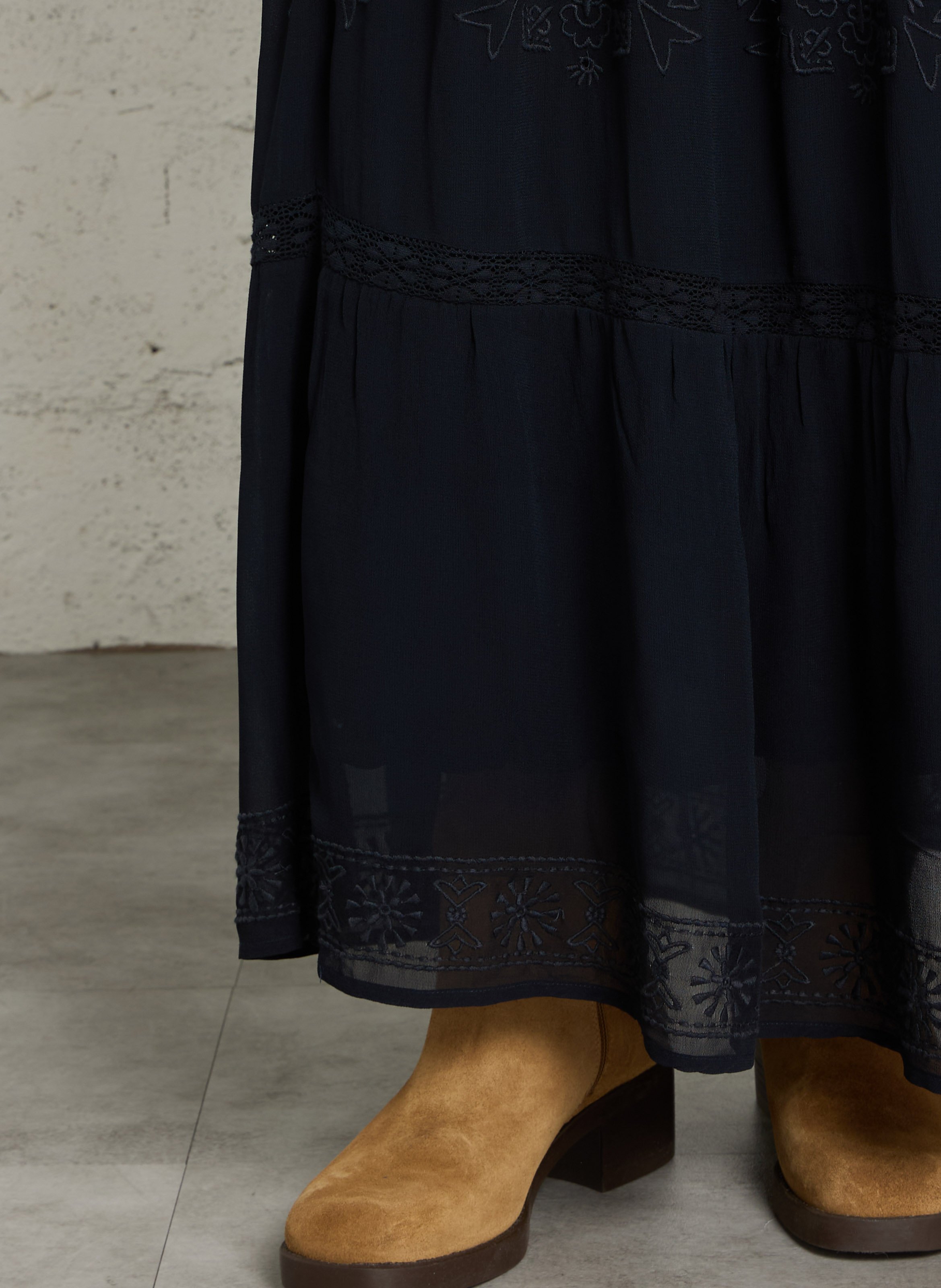 Gerade lange Kleid mit Stickdetails MAISON HOTEL Blau