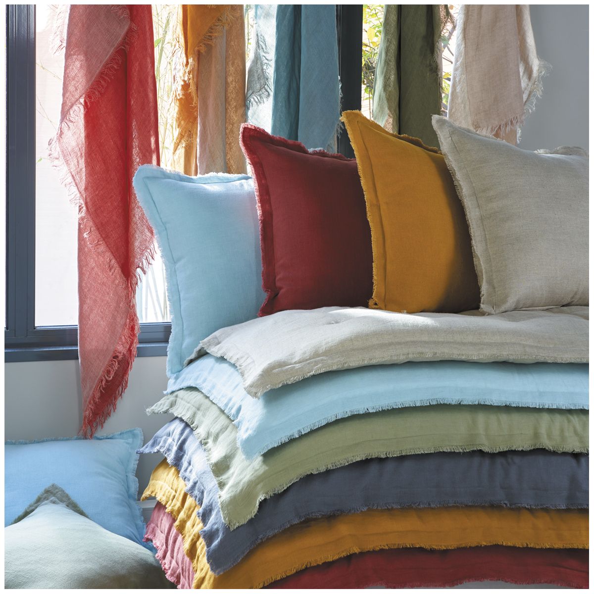 Saffron hand woven linen throw BLANC D'IVOIRE Yellow