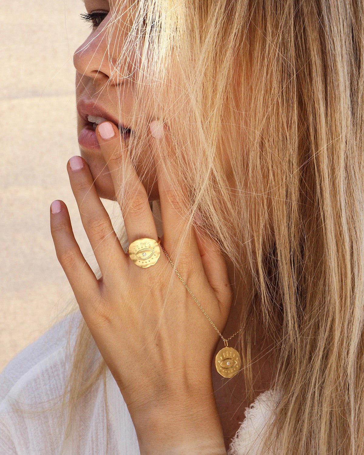 Gold-plated ring NILAI Golden