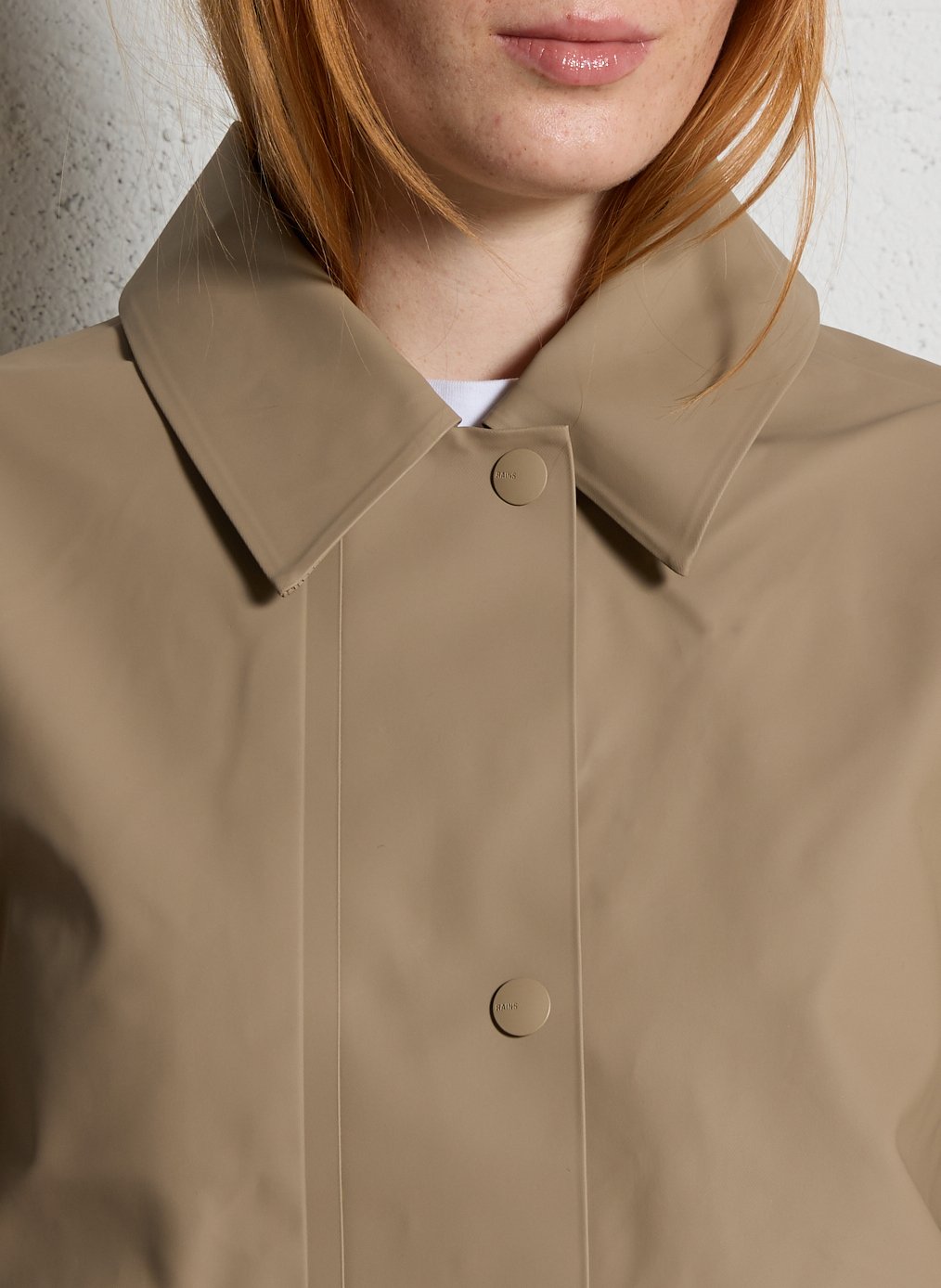 Imperméable à col classique à capuche RAINS Beige