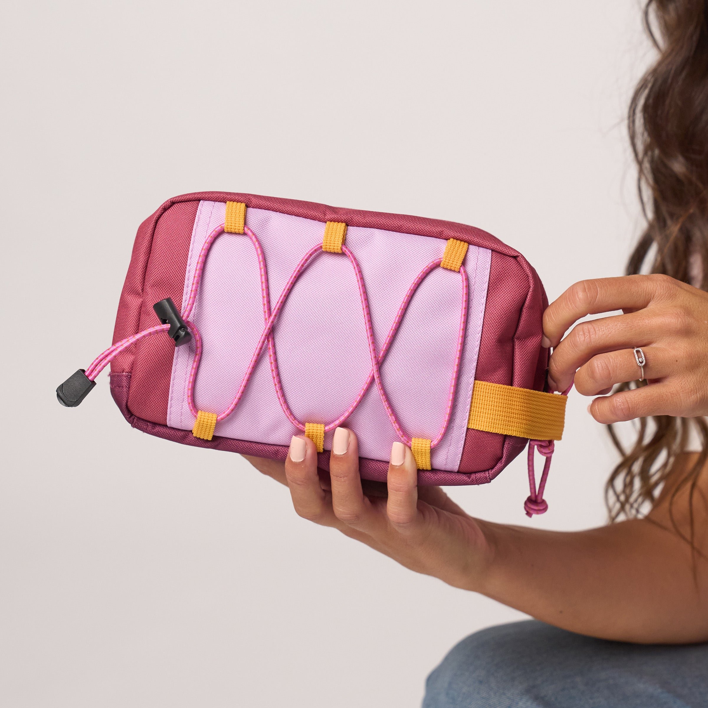 Recycled polyester toiletry bag Purple