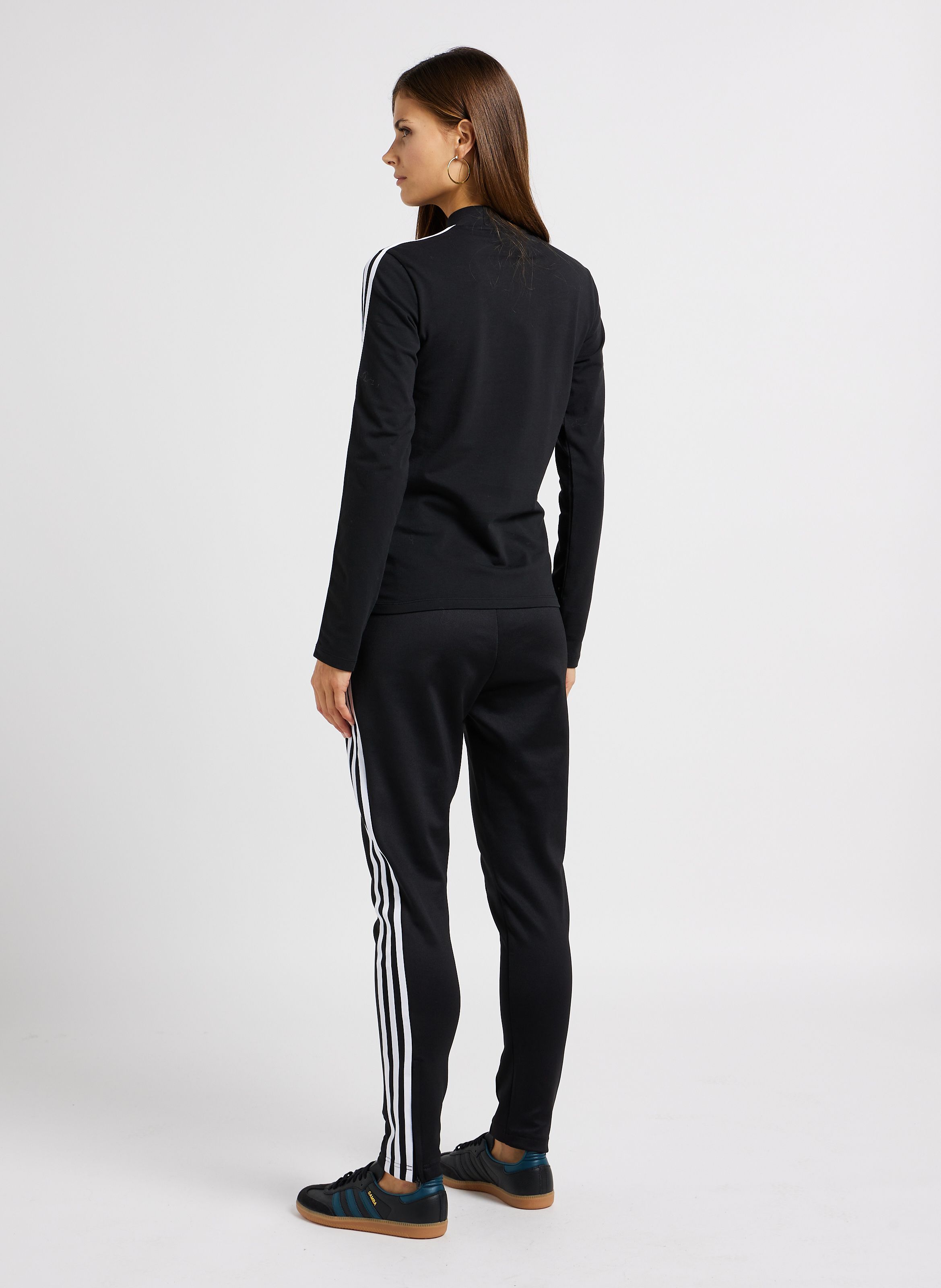 Slim fit jogging online suit