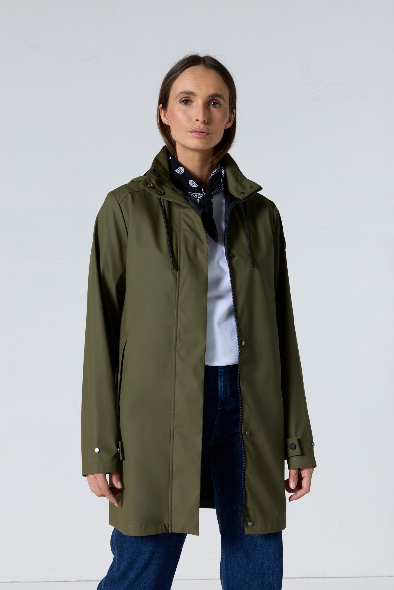 Denisa mid-length windbreaker. JOTT Green