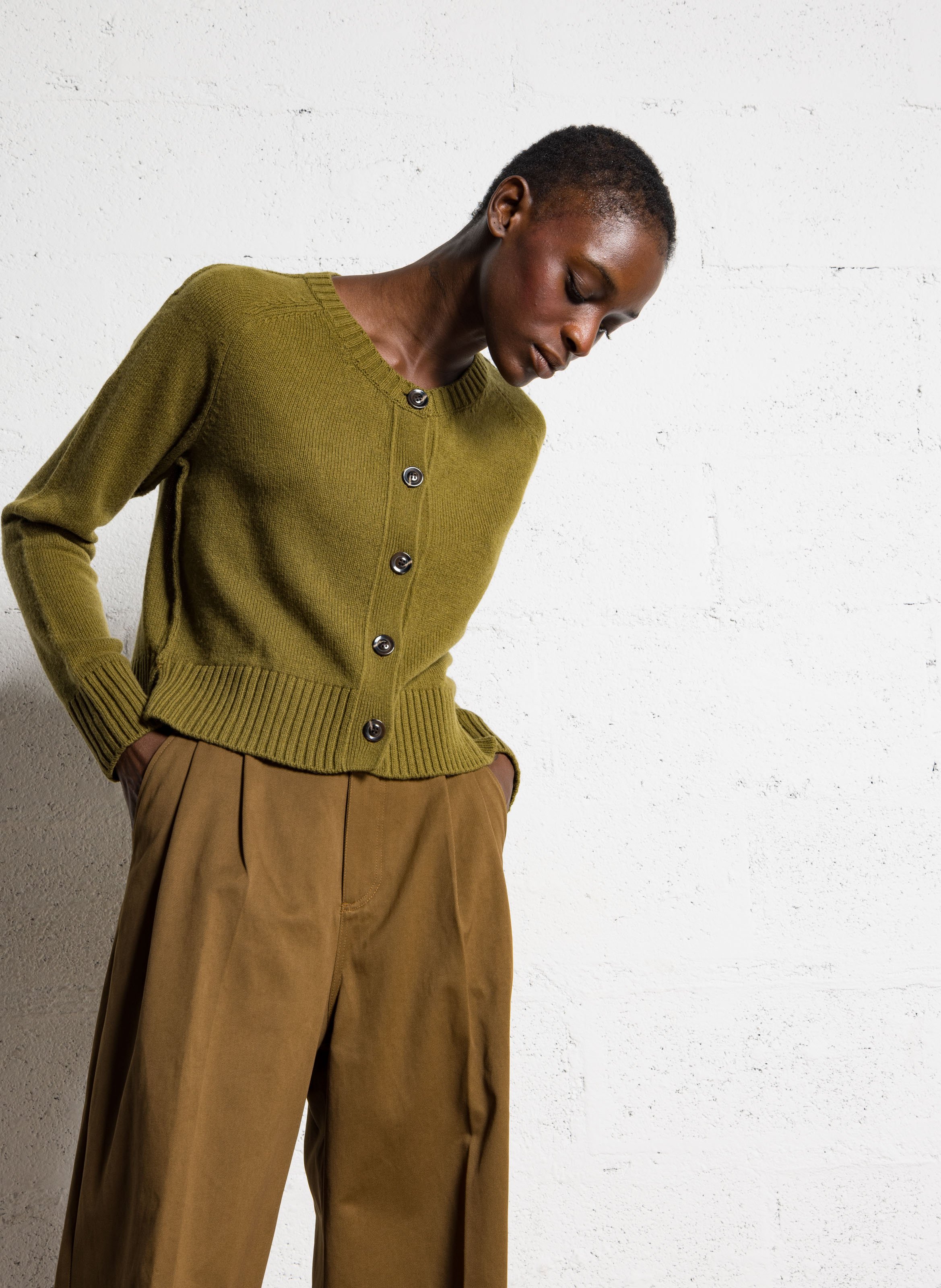 Cardigan col rond droit en laine SOEUR Marron