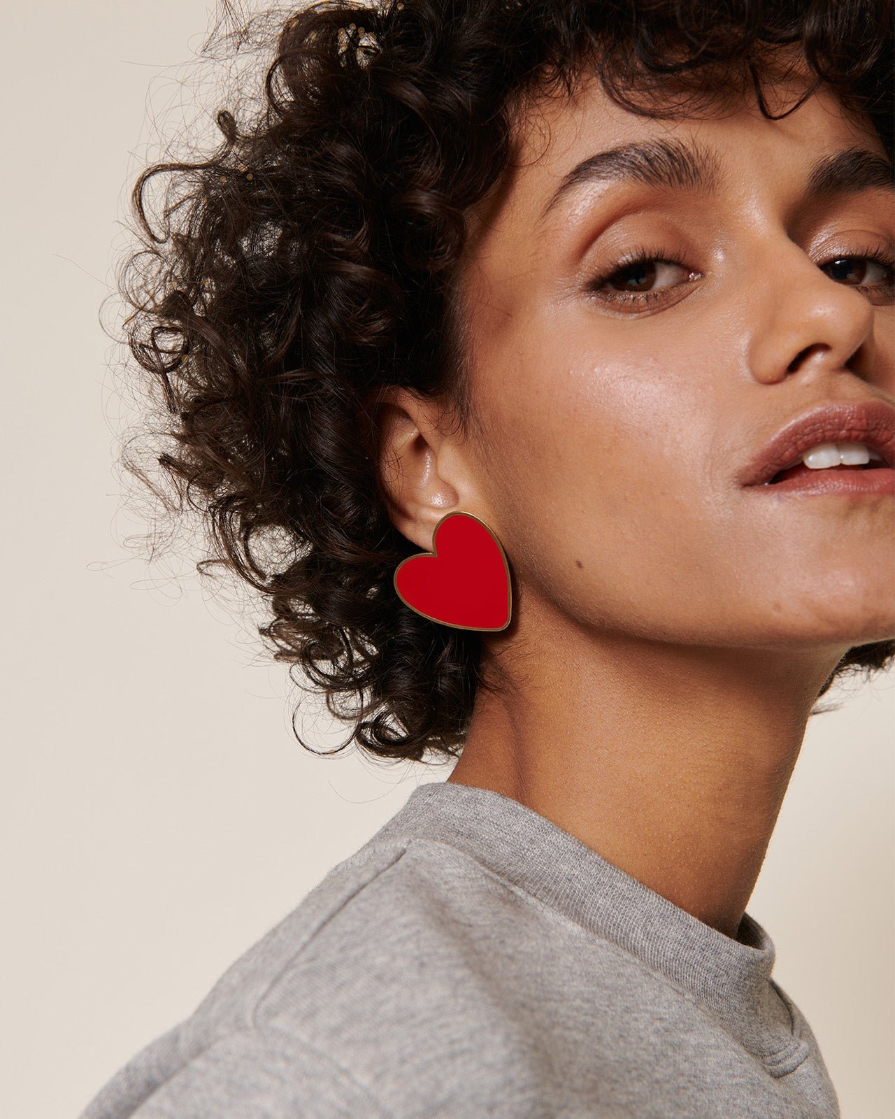 The very large heart earrings EMOI EMOI Red