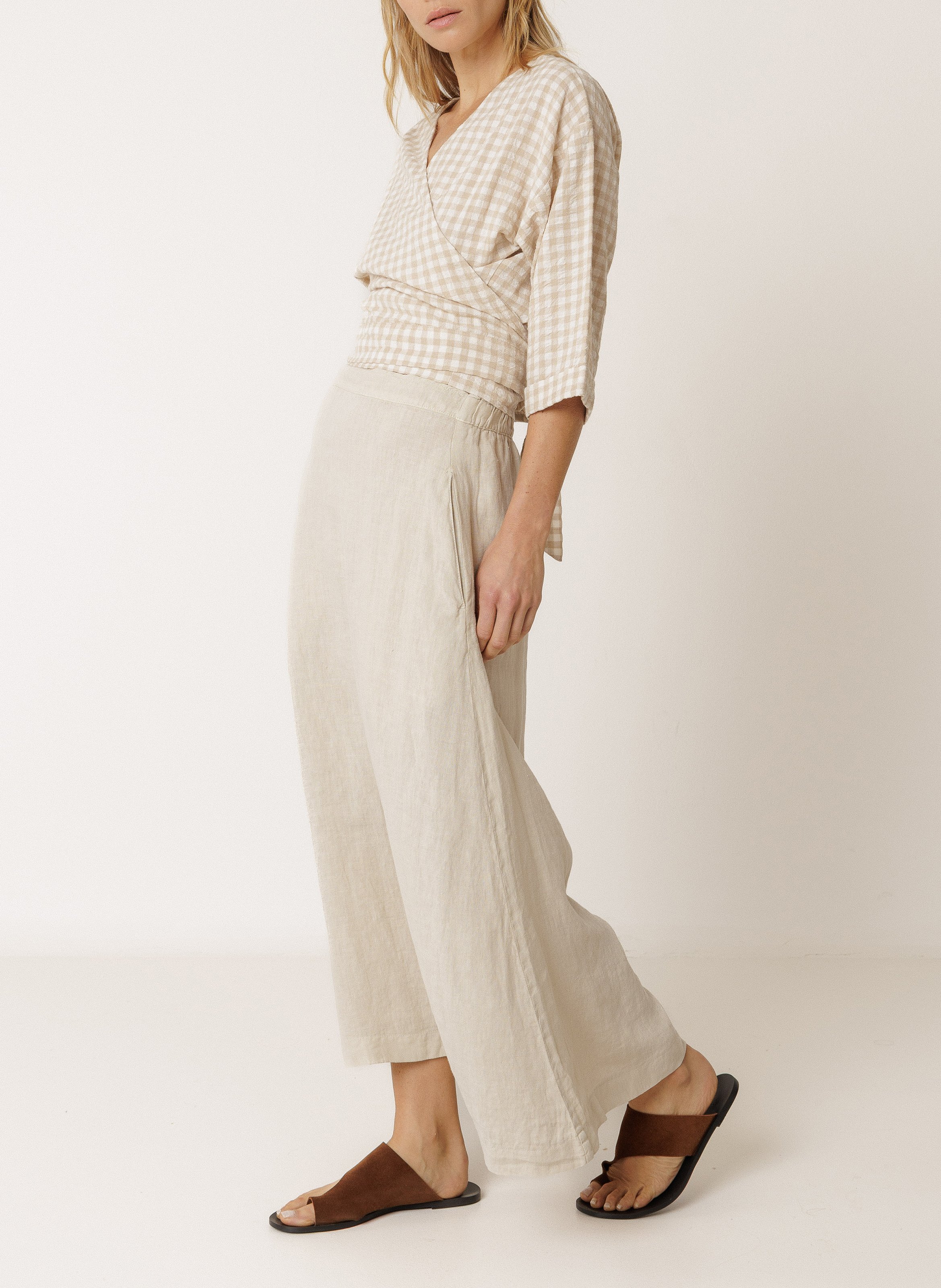 Rundhals-Top INDI & COLD Beige