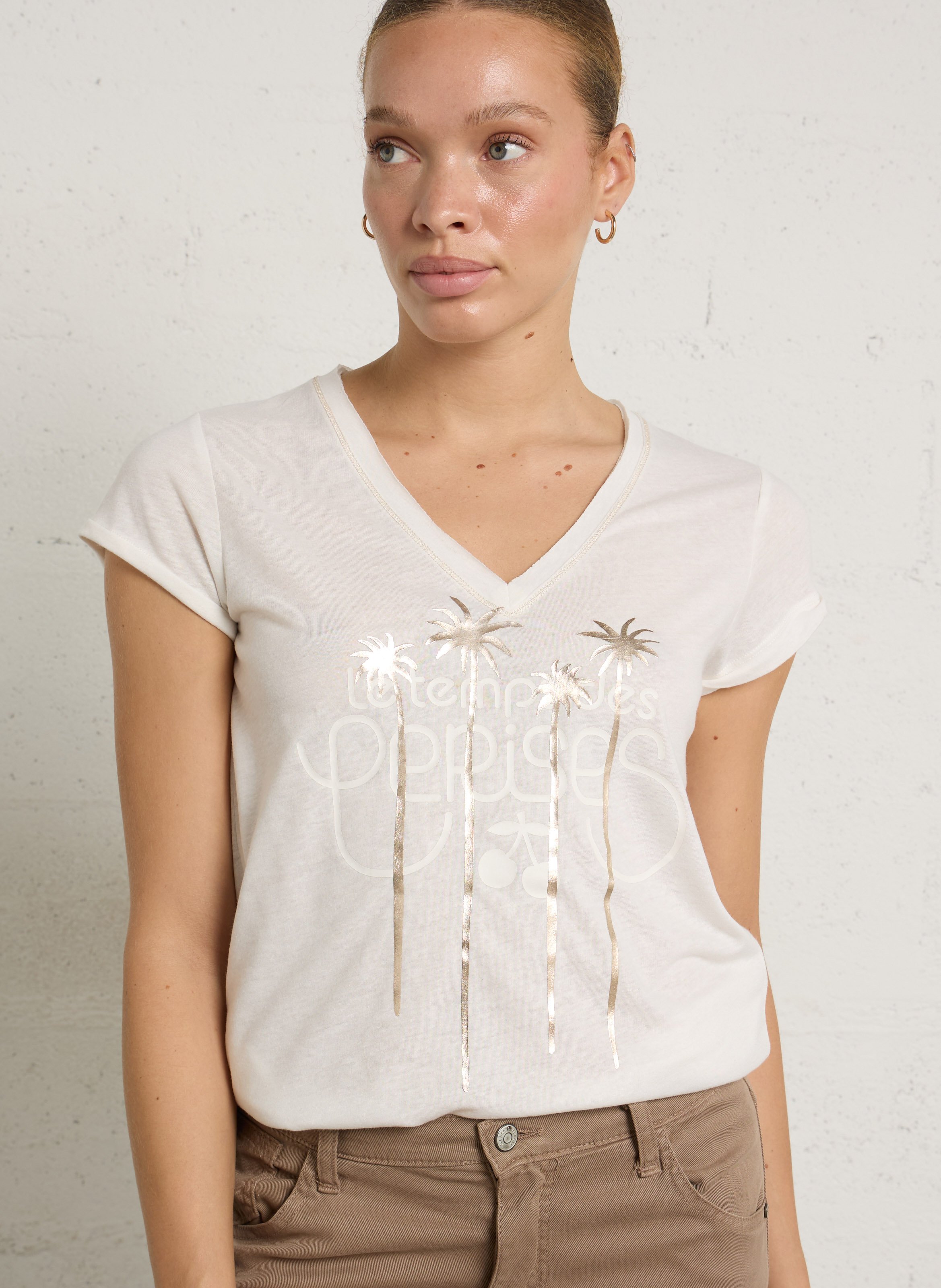 Straight V-neck T-shirt LE TEMPS DES CERISES