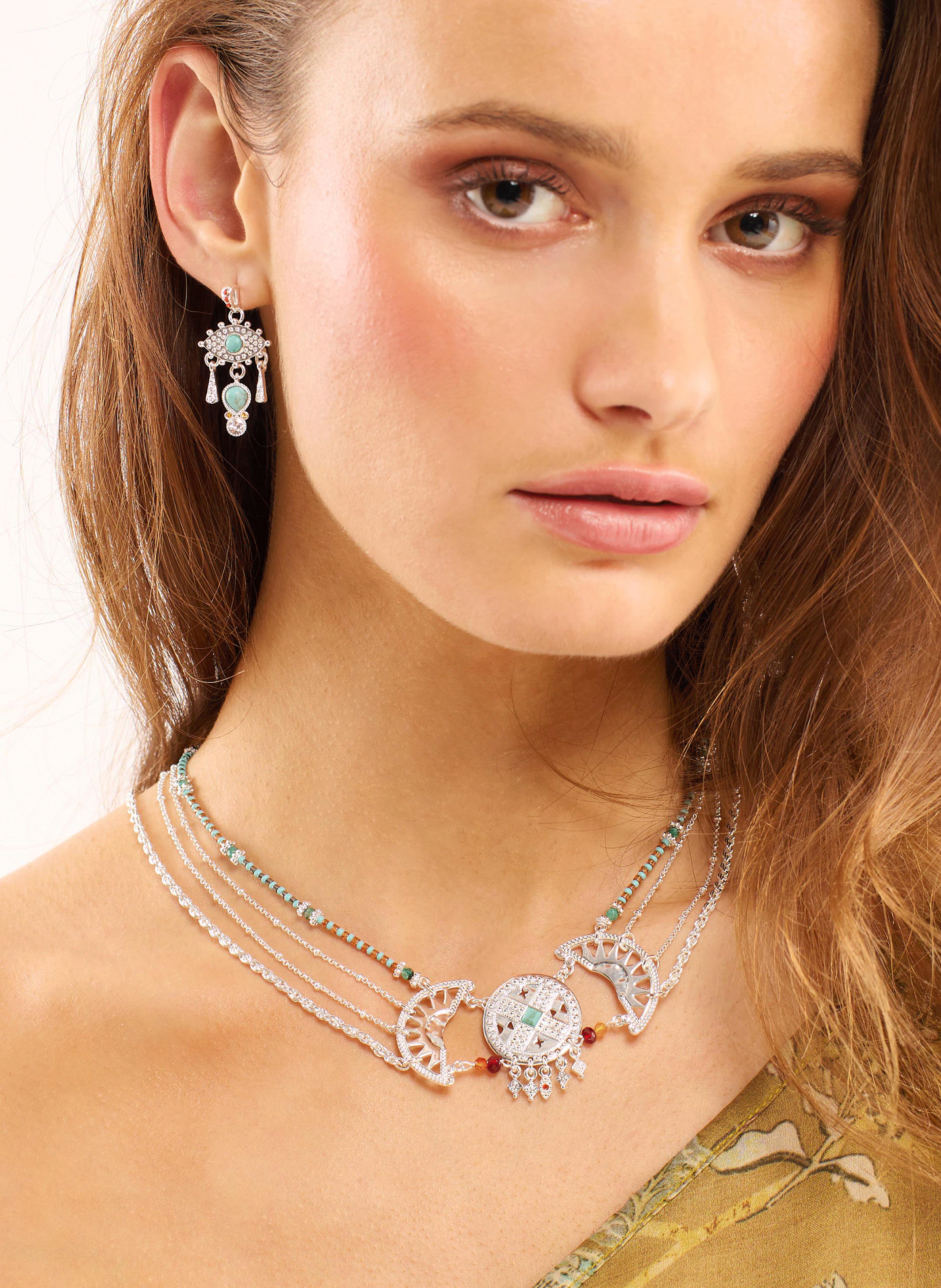 Multistrand chain necklace with central pendant and beads HIPANEMA Silver