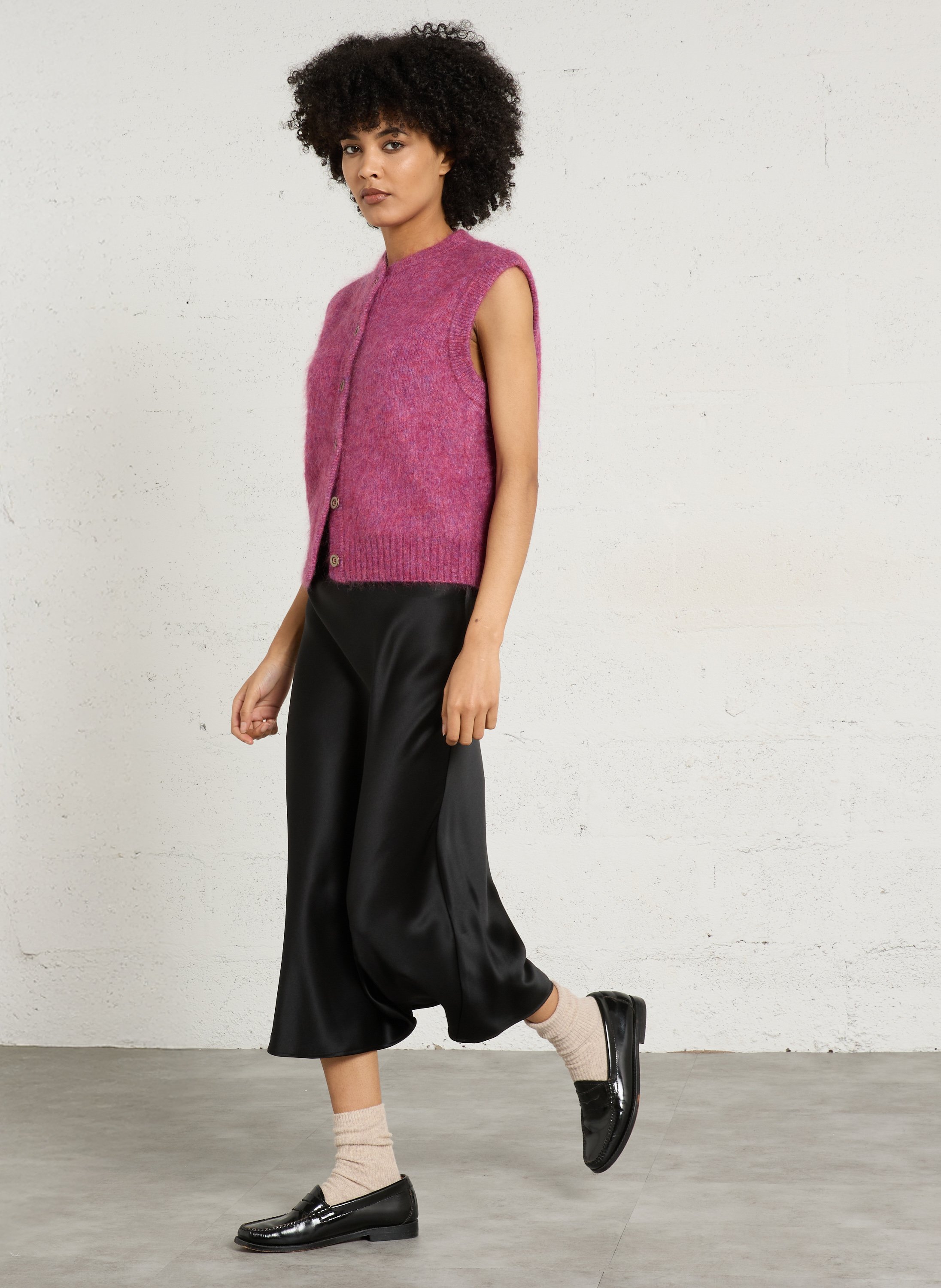 Mouwloos wijde ronde hals vest van gemengde mohair Violet