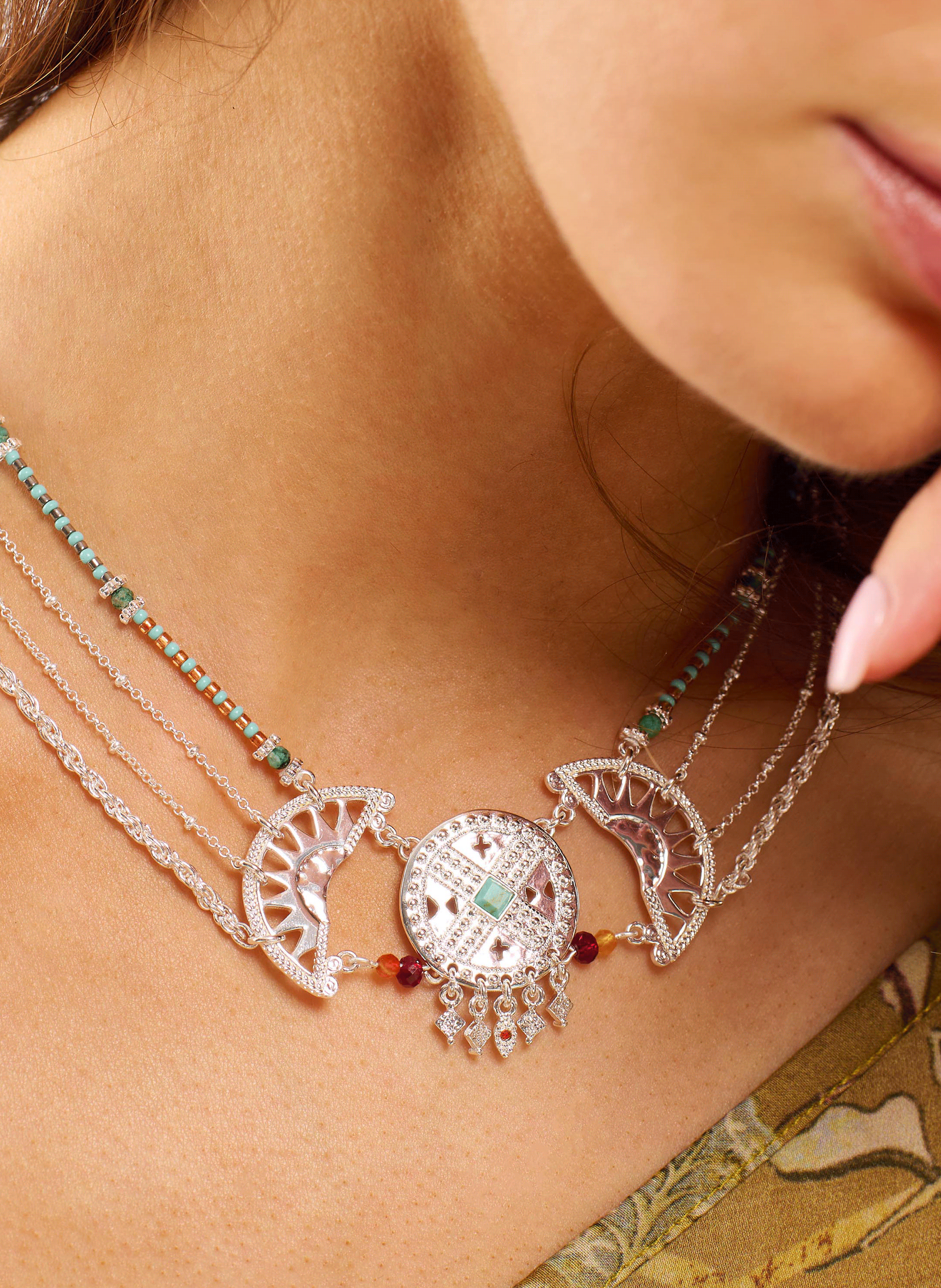 Multistrand chain necklace with central pendant and beads HIPANEMA Silver