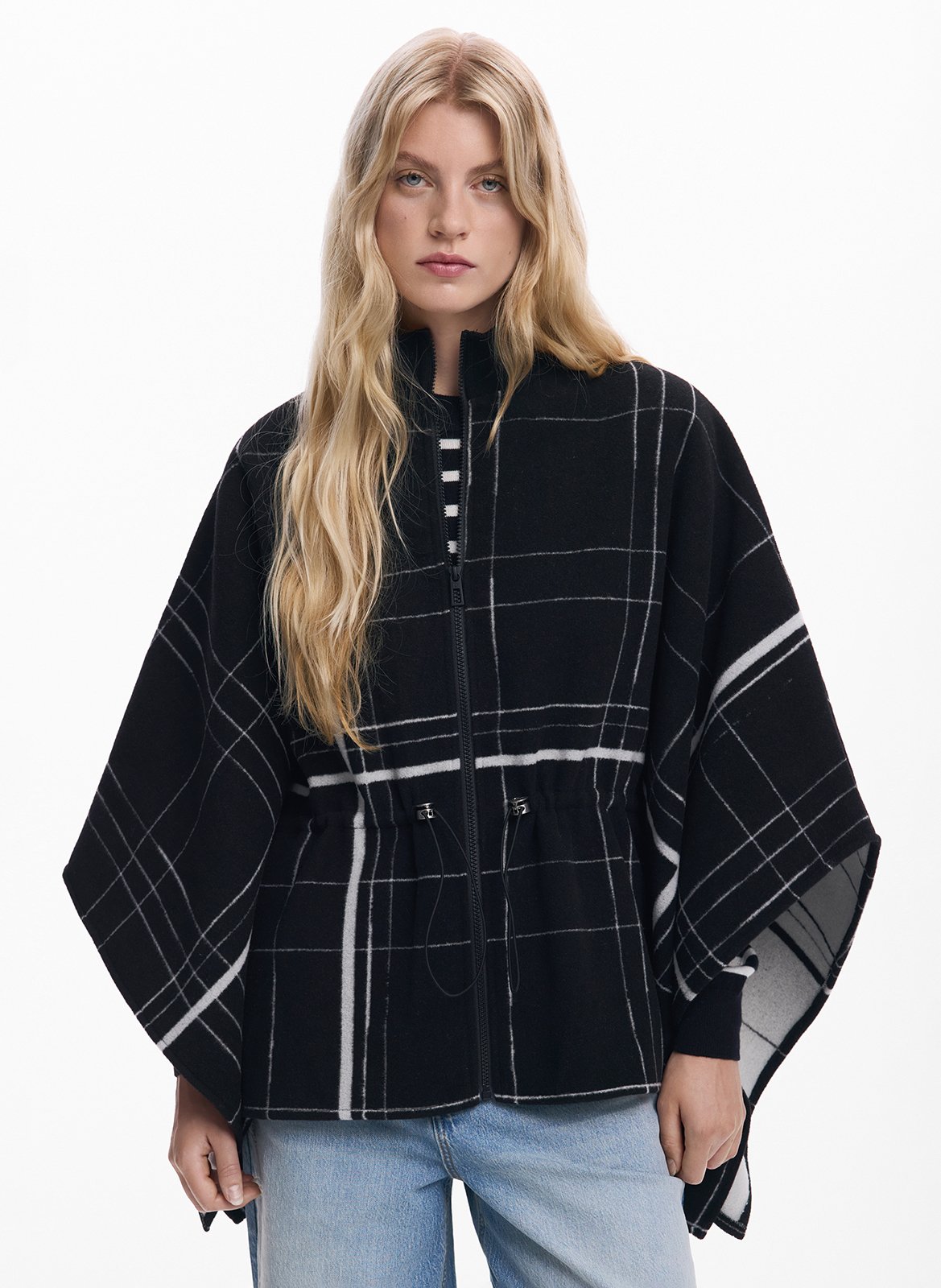 Poncho ample à carreaux DESIGUAL Noir
