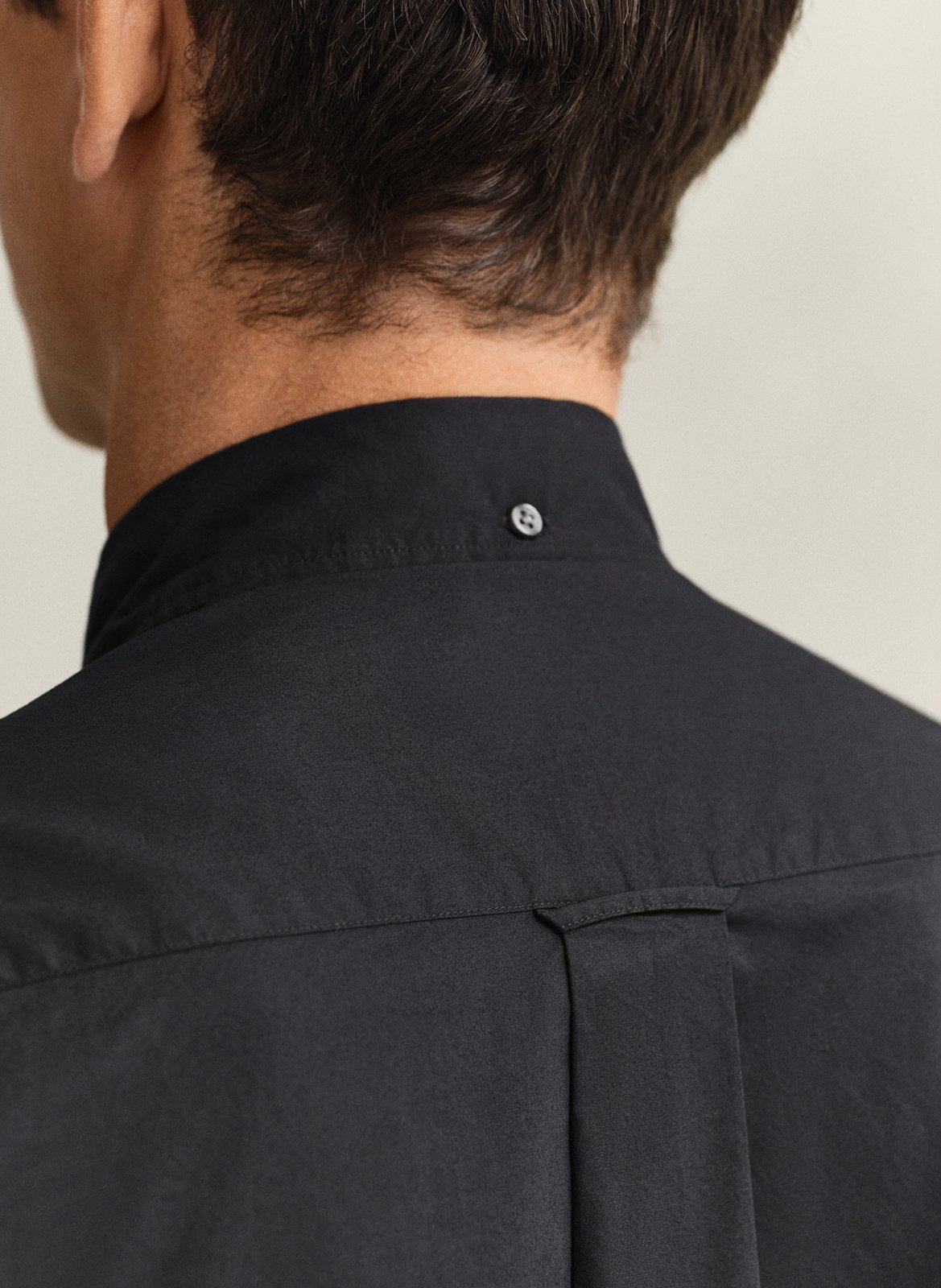 Chemise droite col américain en coton recyclé GANT Noir