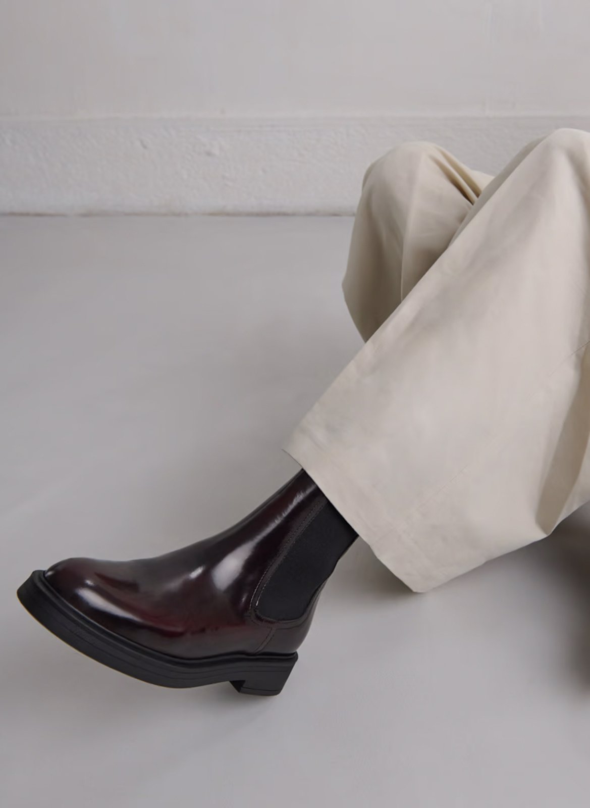 Stiefel aus glänzendem Leder mit runder Zehenkappe JONAK Rot