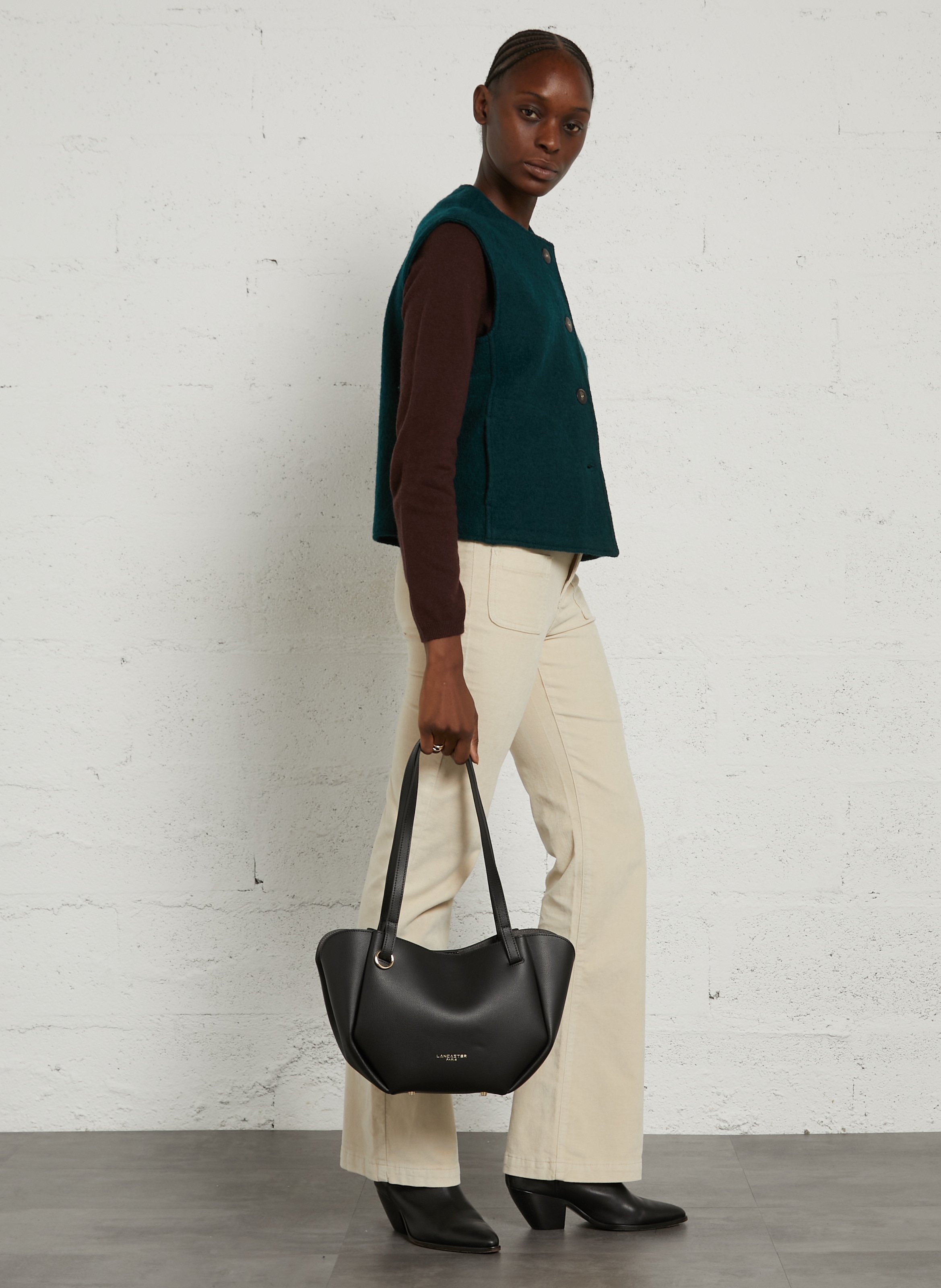 Calfskin leather shoulder bag LANCASTER PARIS Black