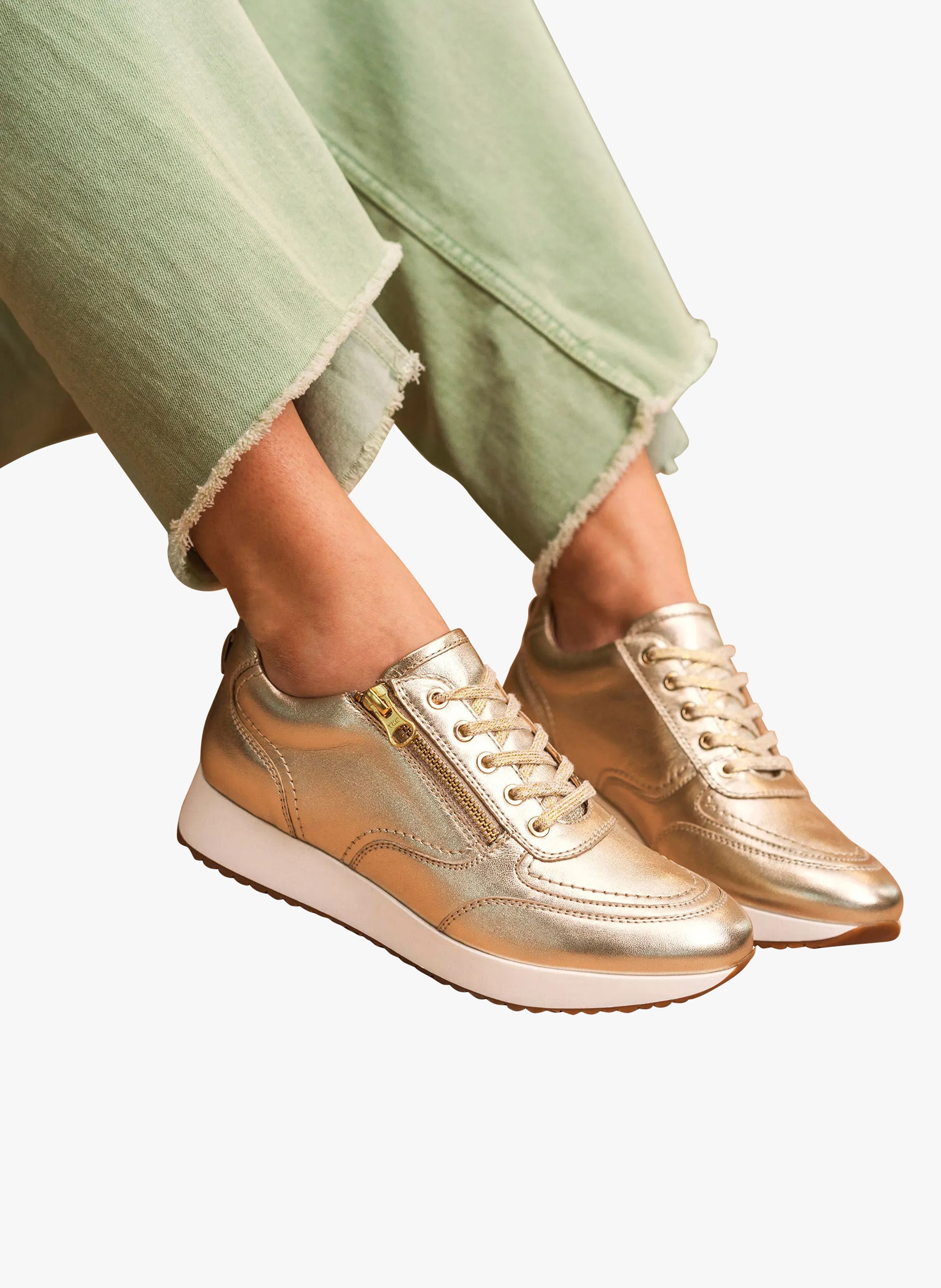 Zipped Metallic Leather Low top Trainers Platine Bocage Women