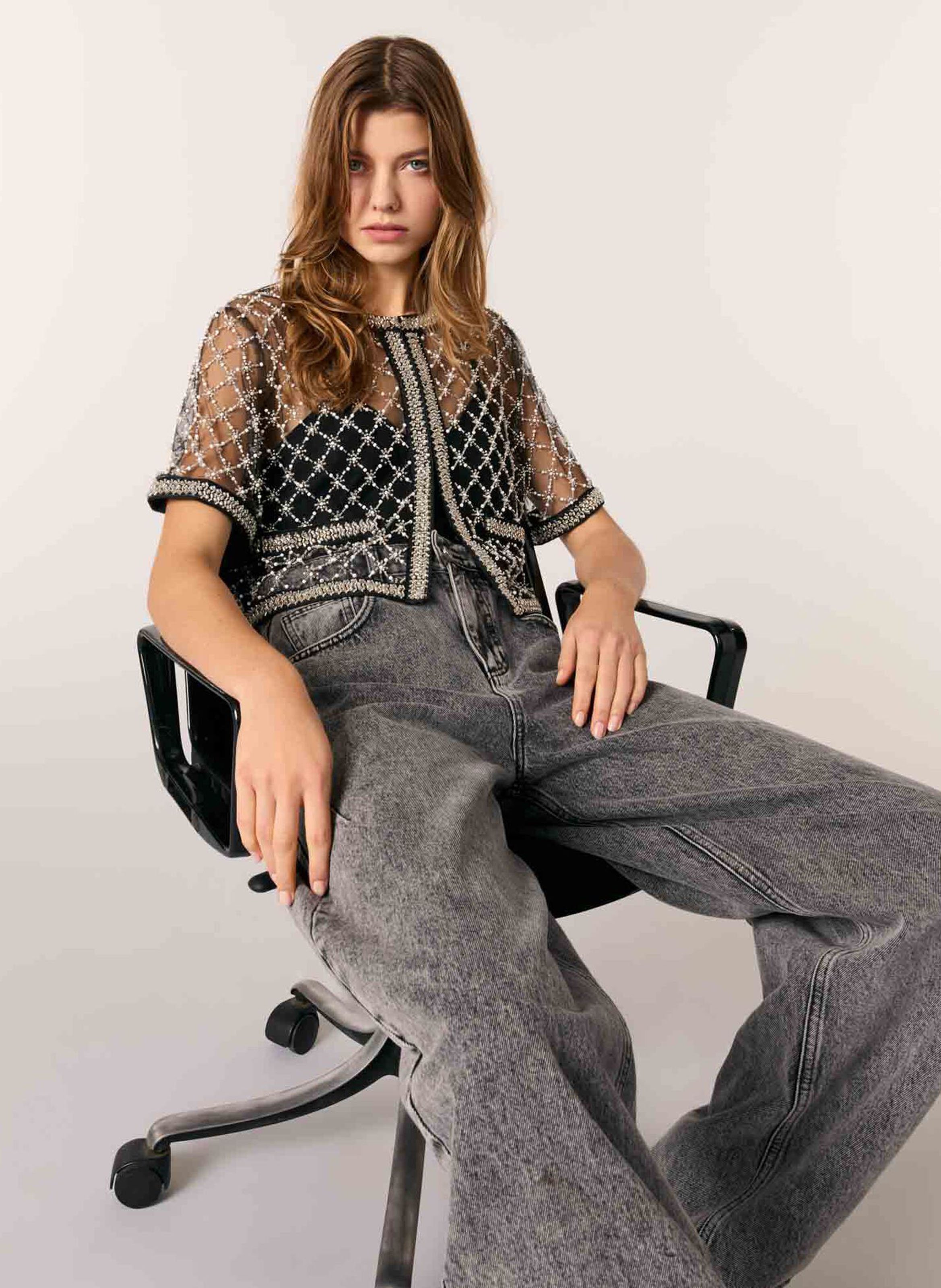 Top col rond à perles brodées MAJE Noir