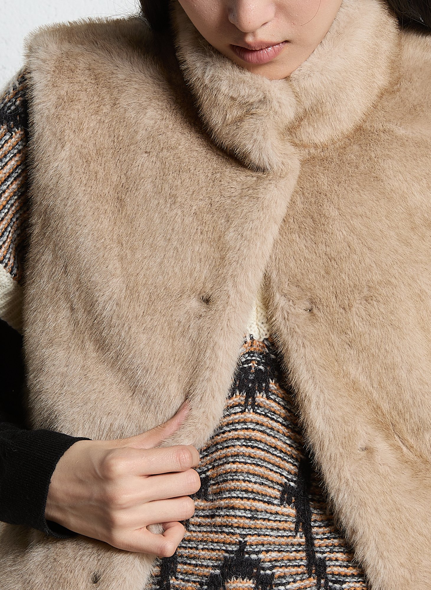 Gilet sans manches effet fourrure MAISON 123 Beige