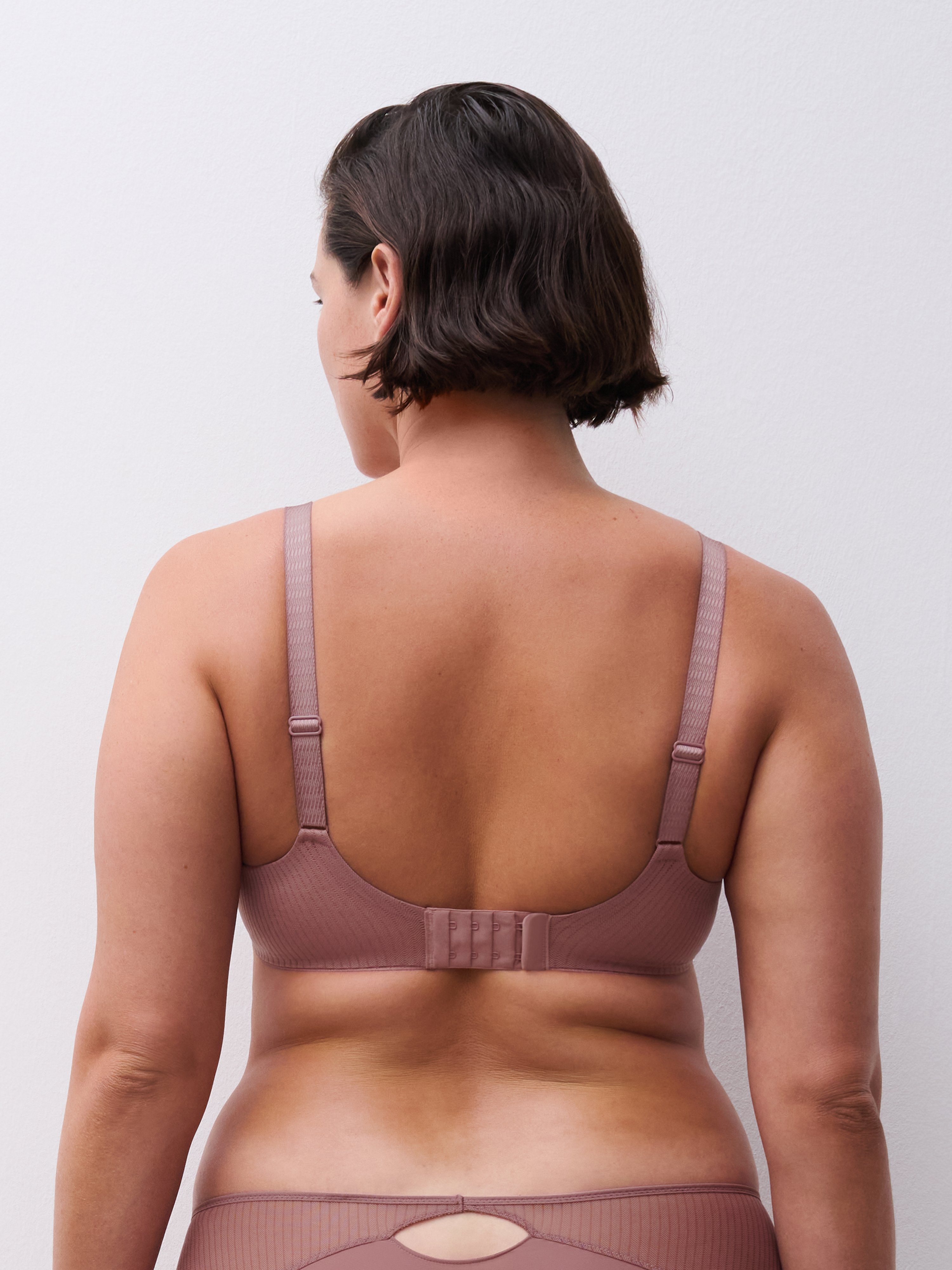 Very supportive embroidered bra CHANTELLE Brown