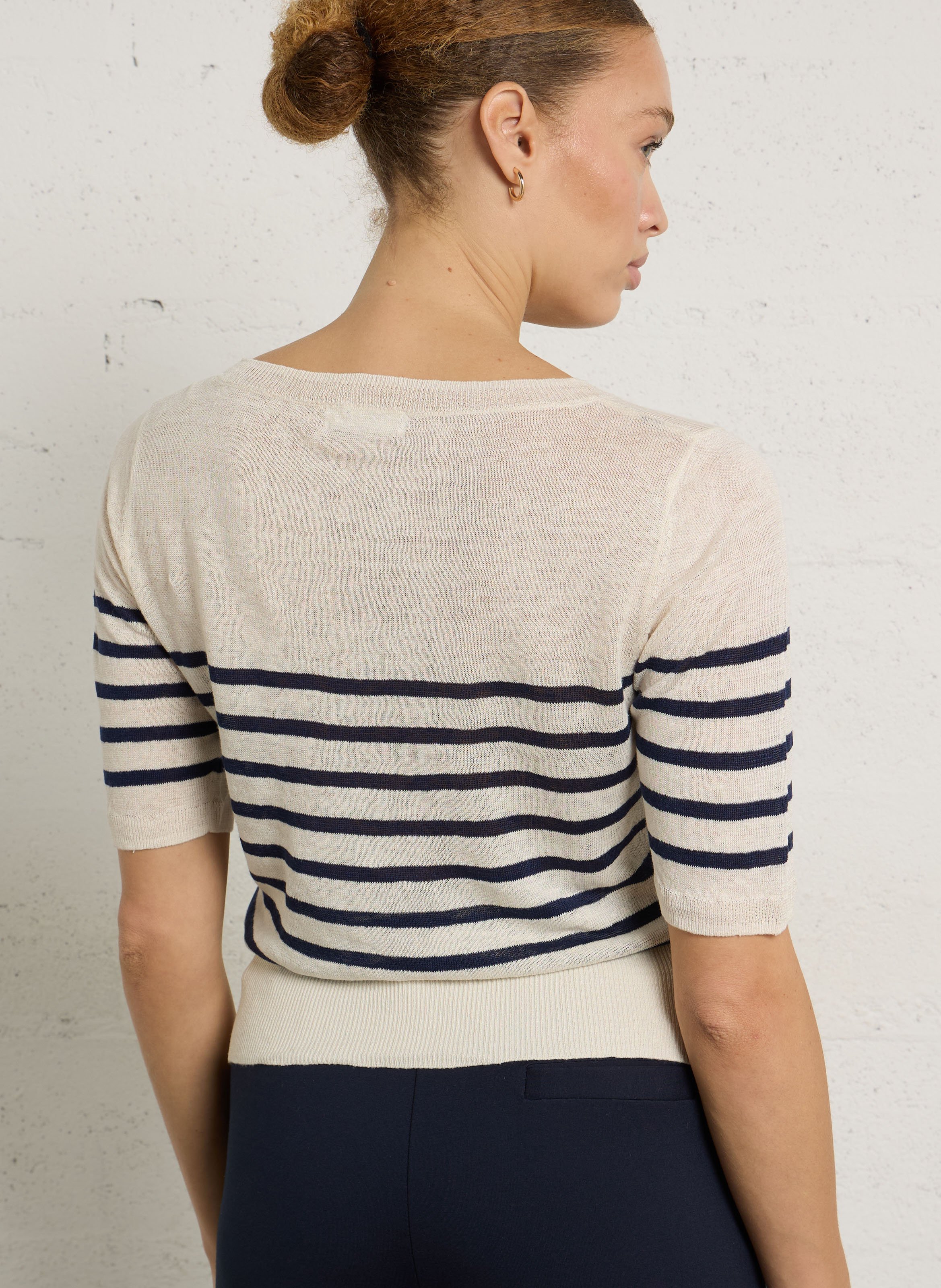 Gestreiftes Top mit U-Boot-Ausschnitt MAJESTIC FILATURES Blau