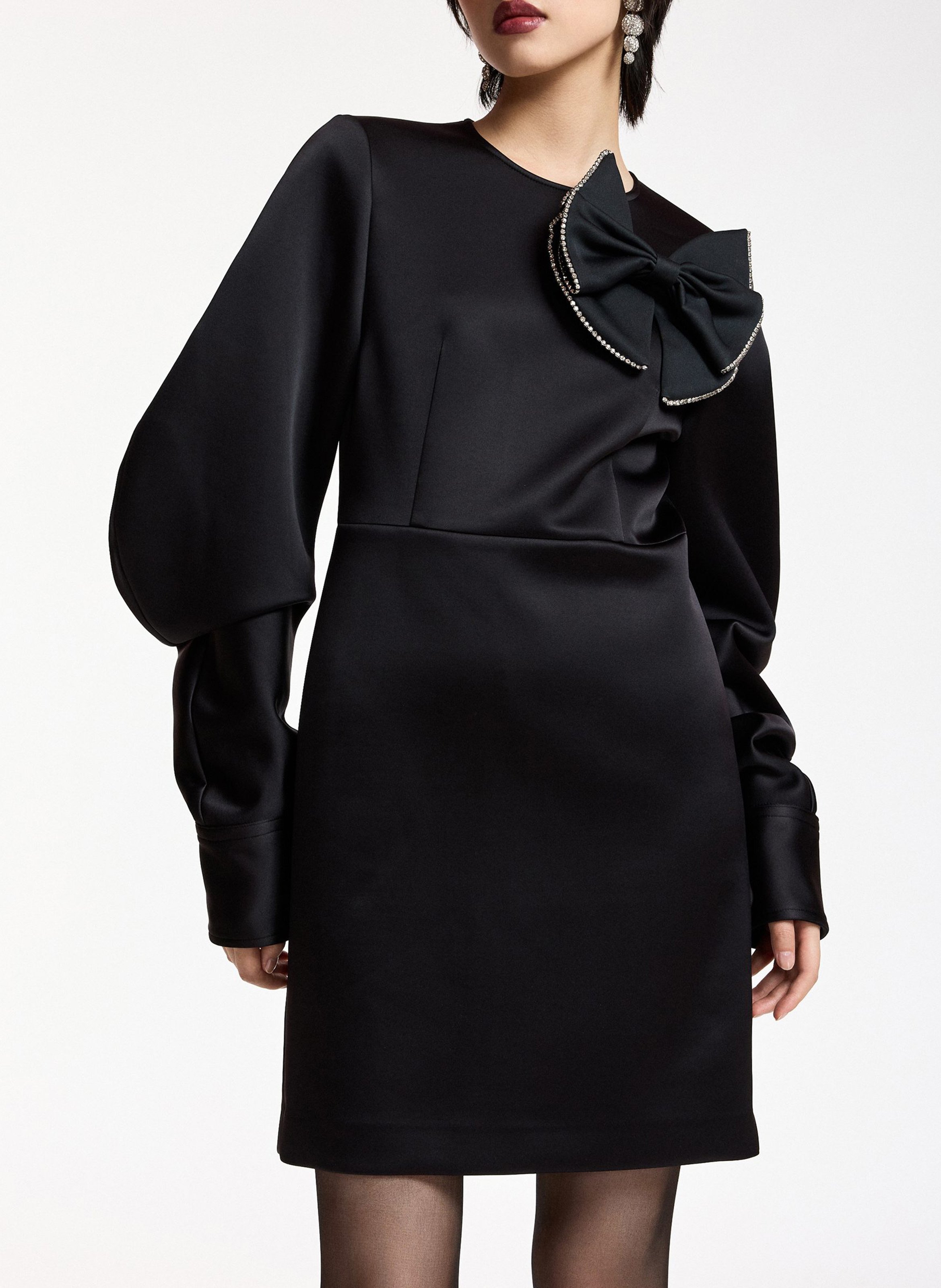 Robe courte droite col rond ESSENTIEL ANTWERP Noir